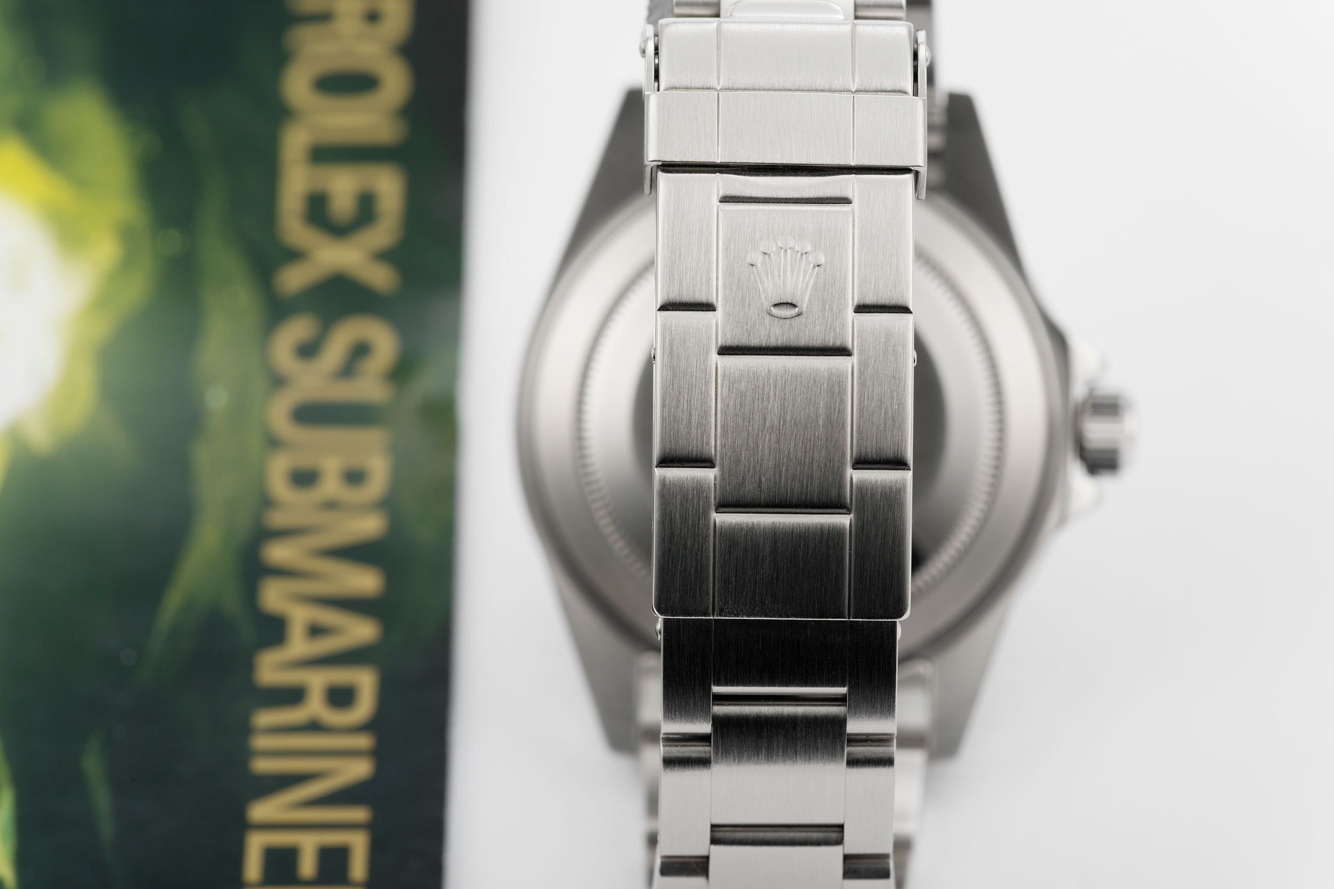 ref 16610 | 40mm 'Box & Papers Set' | Rolex Submariner Date