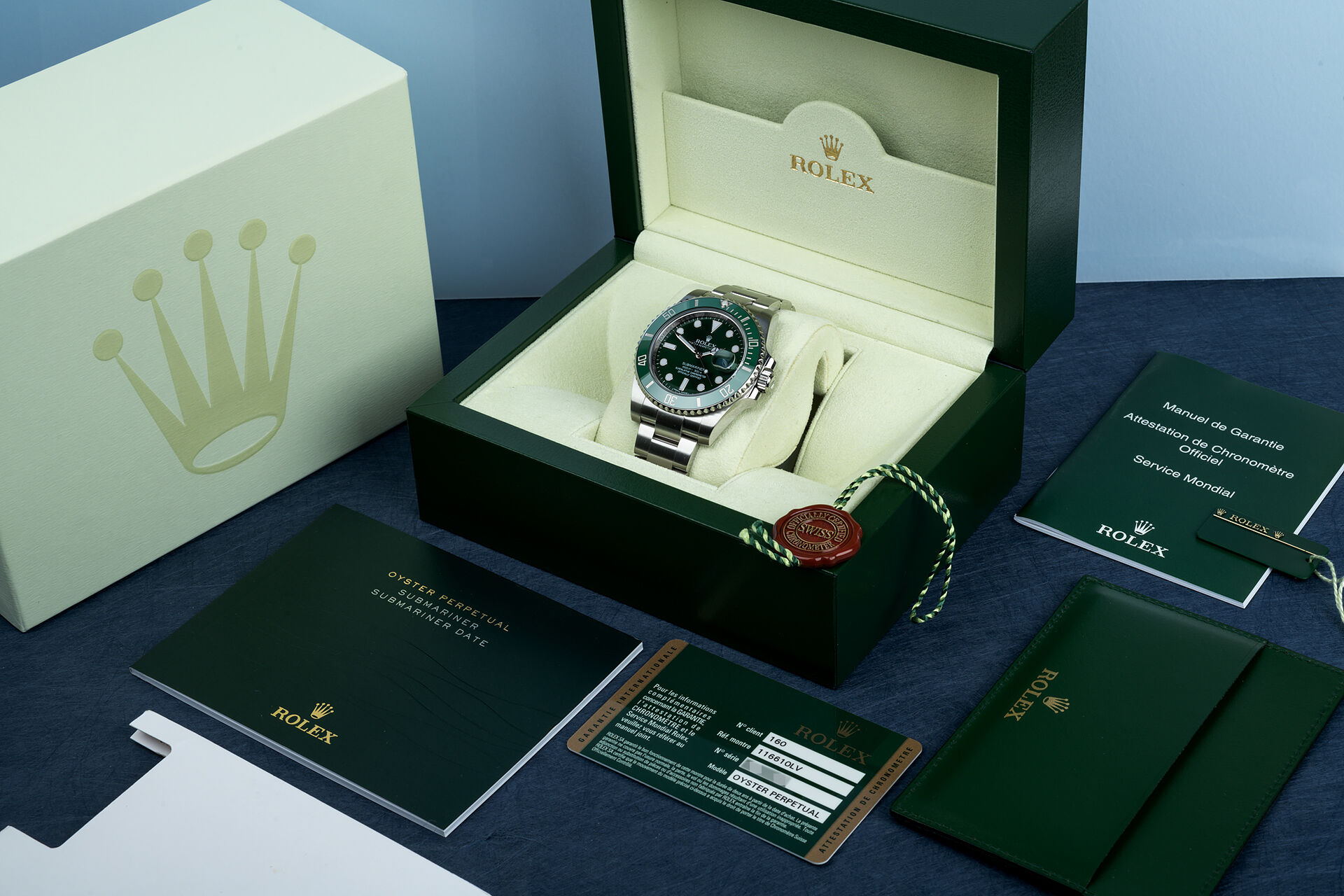 ref 116610LV | Box & Certificate | Rolex Submariner Date