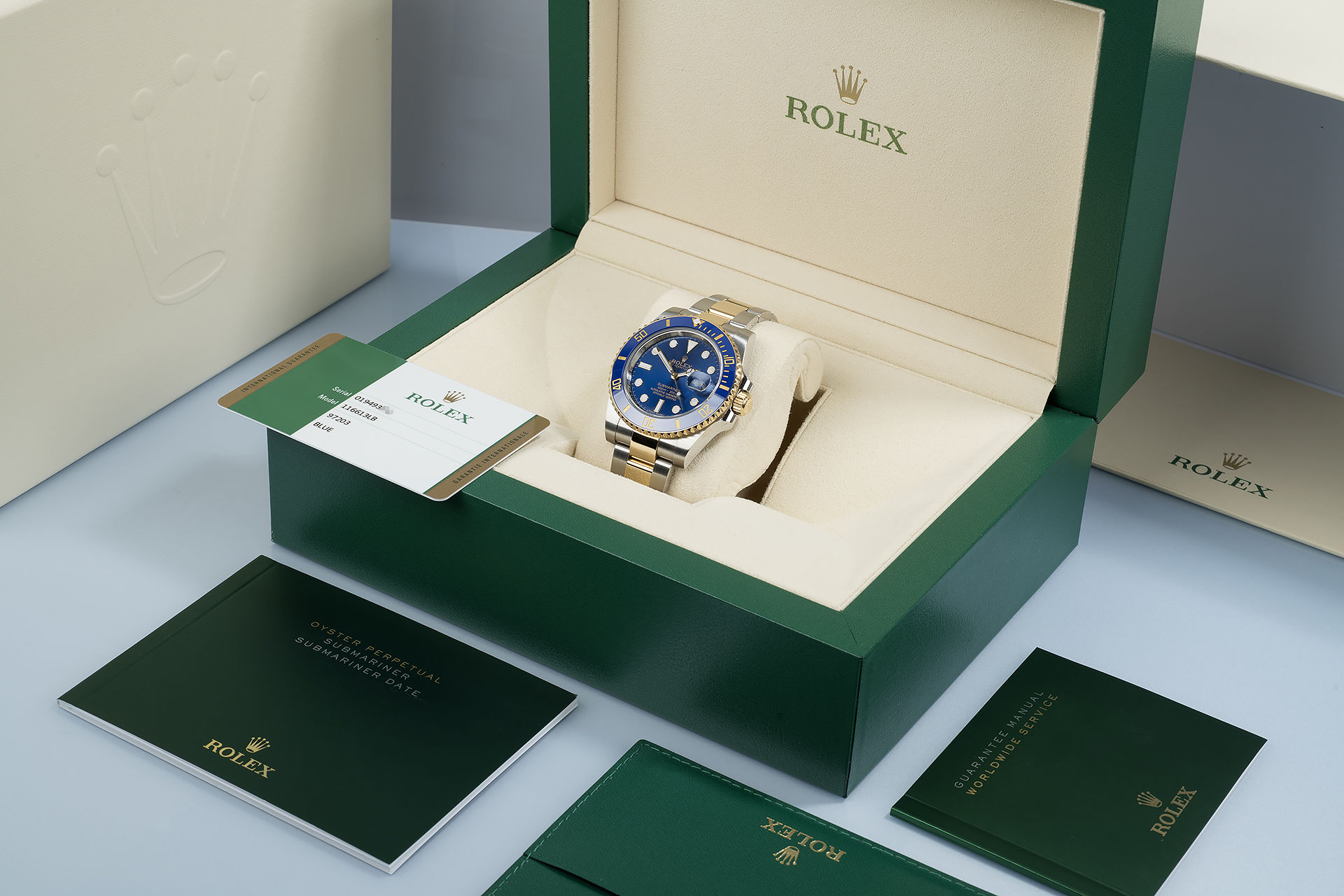 ref 116613LB | Box & Certificate | Rolex Submariner Date