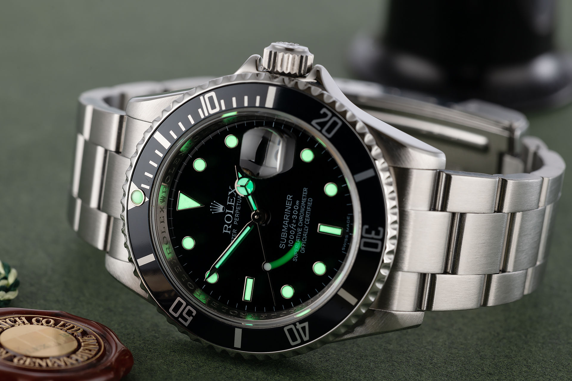 ref 16610 | Box & Certificate 'Rolex Service Warranty' | Rolex Submariner Date