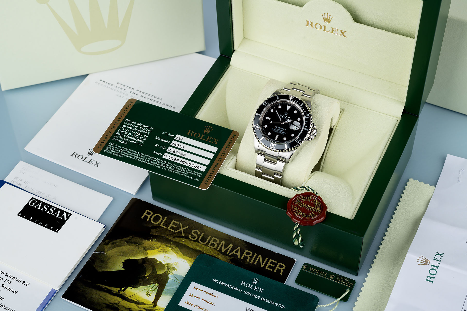 ref 16610 | Box & Certificate 'Rolex Service Warranty' | Rolex Submariner Date