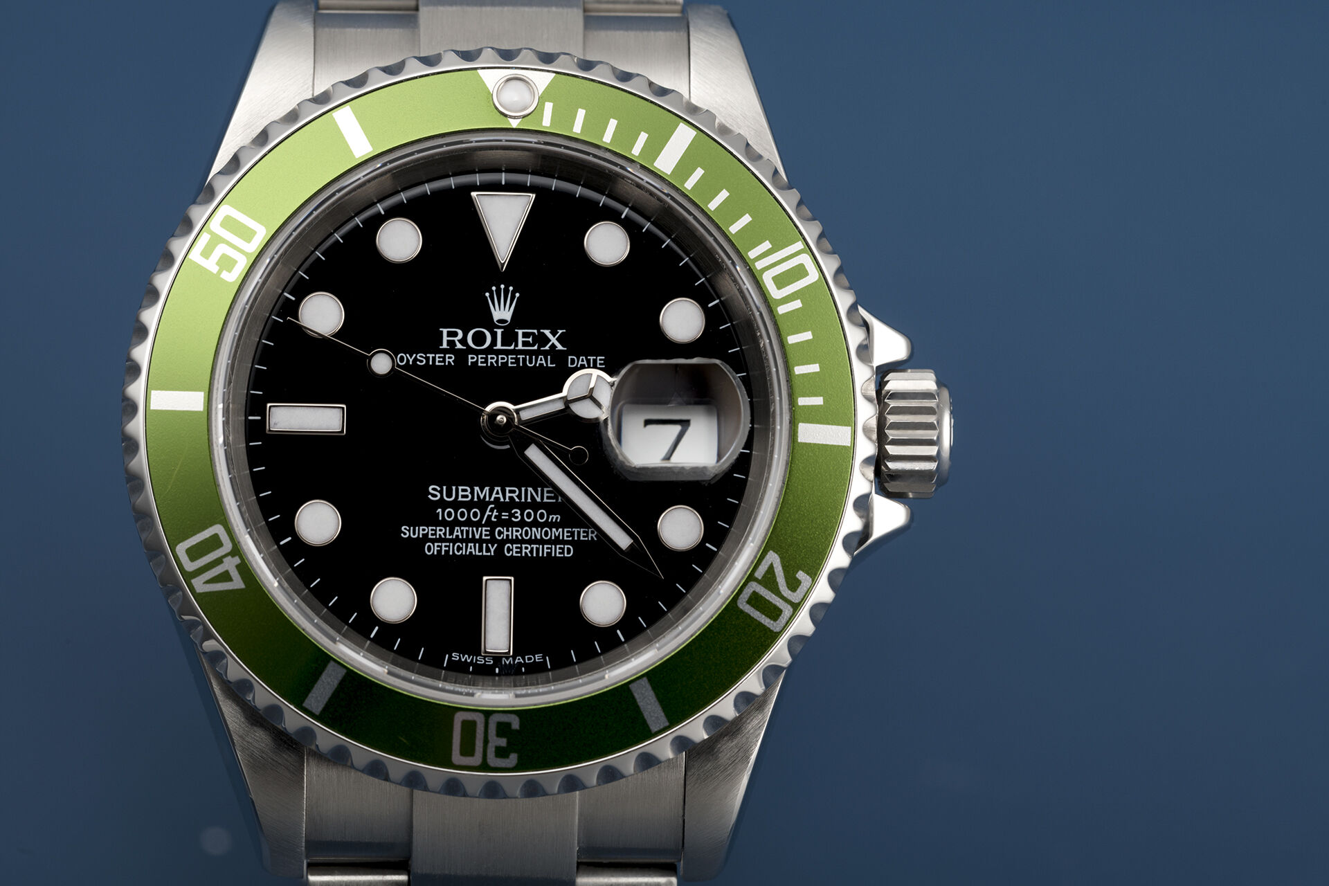 ref 16610LV | 'Kermit' Green Anniversary | Rolex Submariner Date