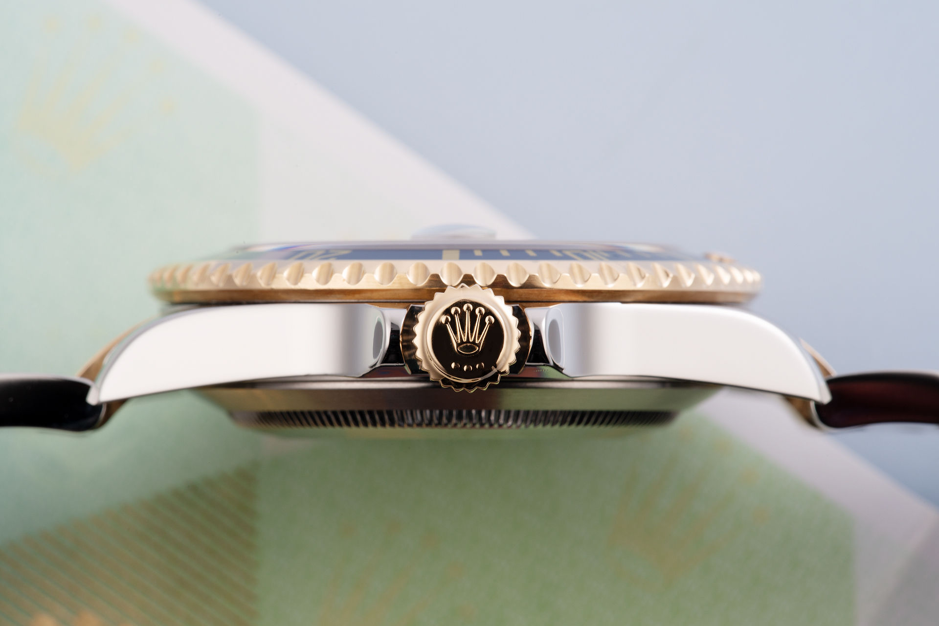 ref 16613 | 'Box & Papers' Gold & Steel | Rolex Submariner Date