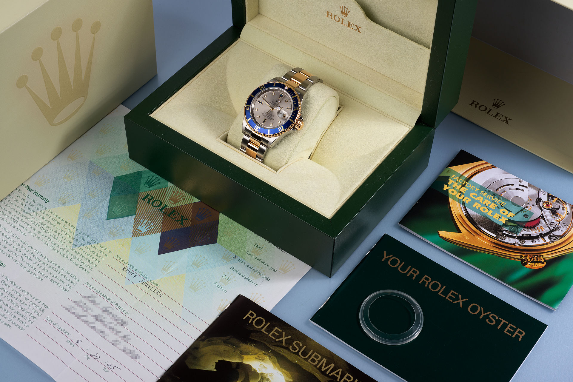 ref 16613 | 'Box & Papers' Gold & Steel | Rolex Submariner Date