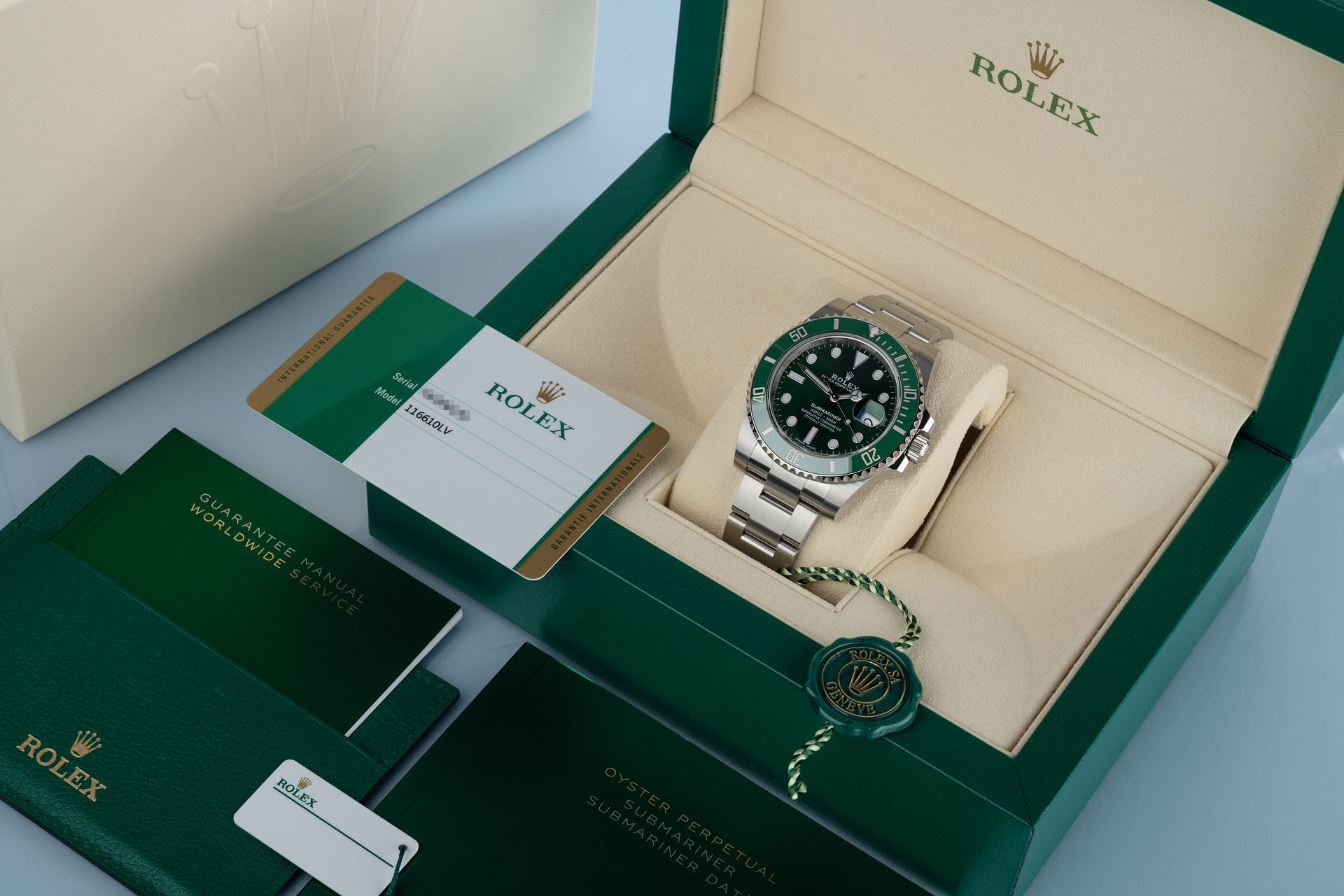 ref 116610LV | 'Brand New' 5 Year Warranty | Rolex Submariner Date