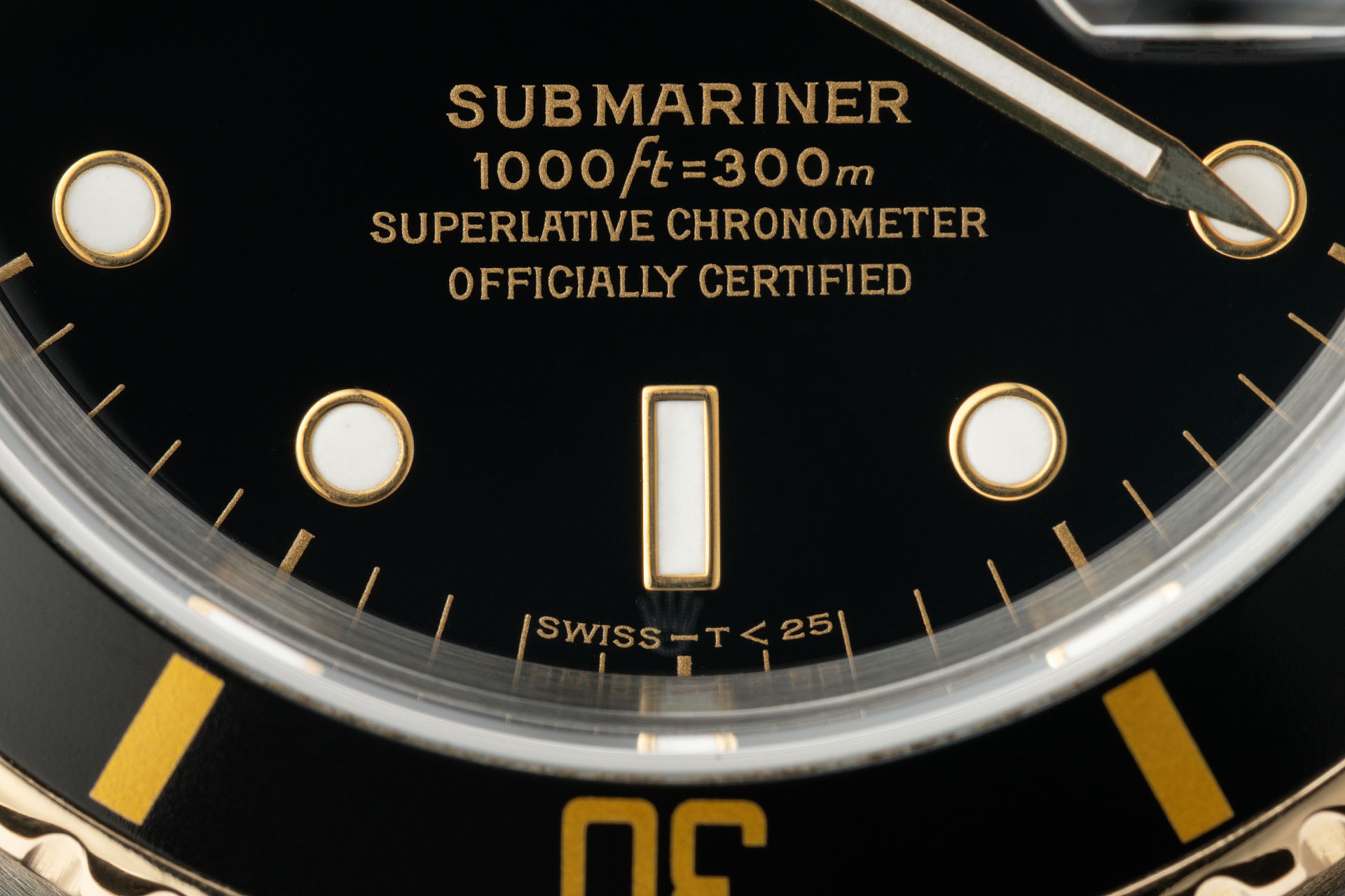ref 16613 | Gold & steel 'Complete Set' | Rolex Submariner Date