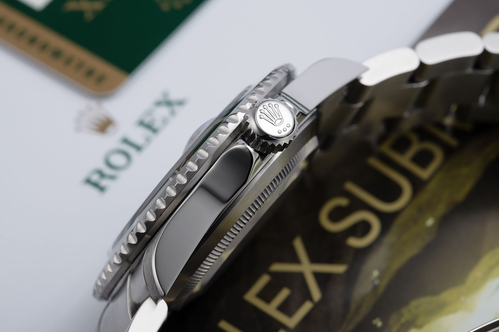 ref 16610LV | 'Complete Set' Box & Papers | Rolex Submariner Date