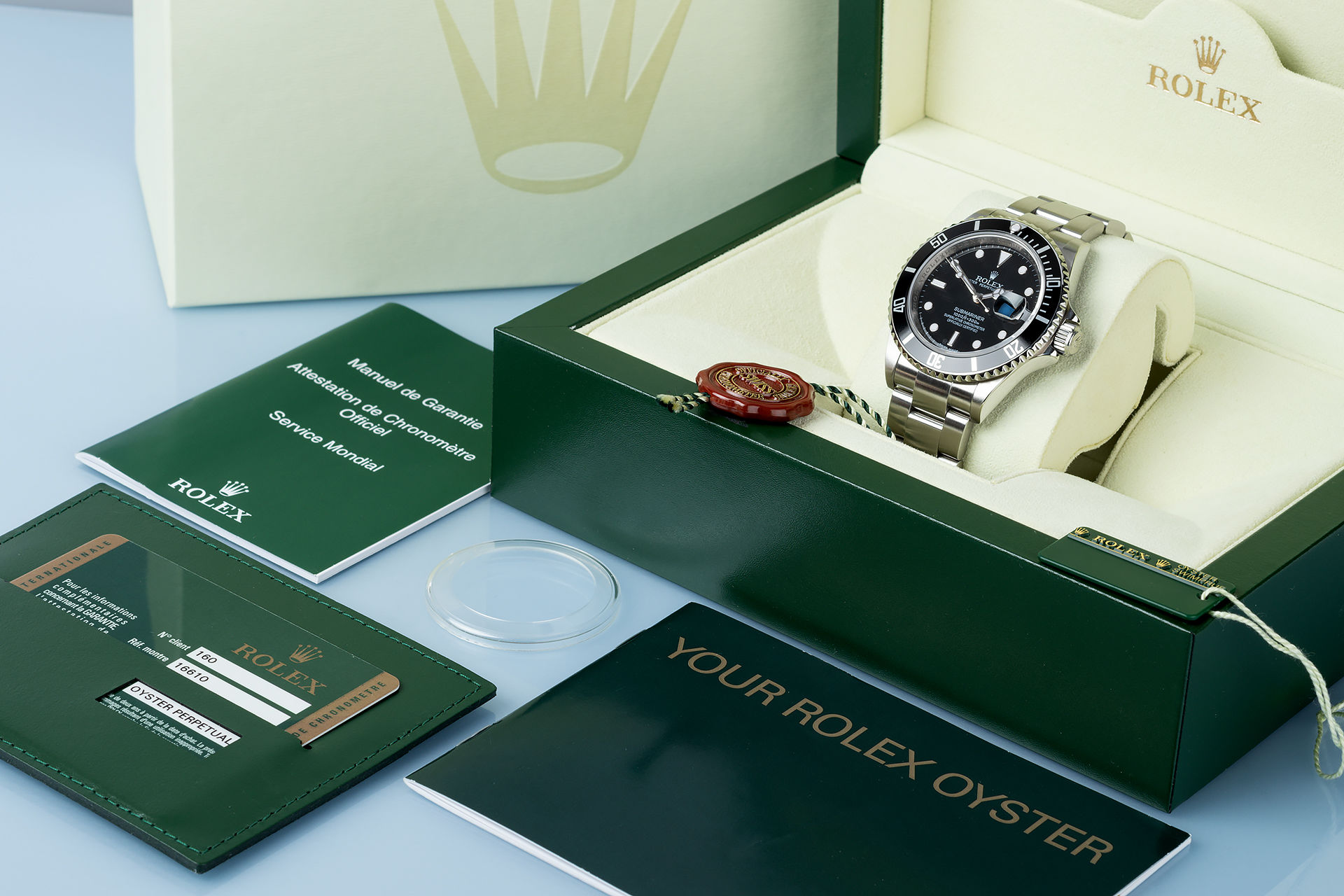 ref 16610 | Complete Set 'Harrods' | Rolex Submariner Date