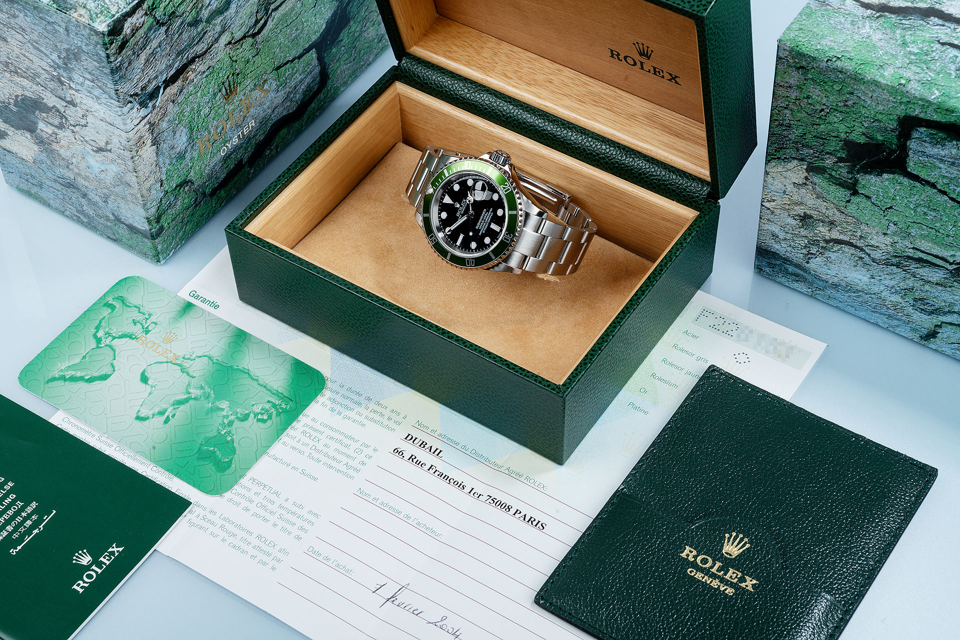 ref 16610LV | 'Early F Series' Olive bezel | Rolex Submariner Date