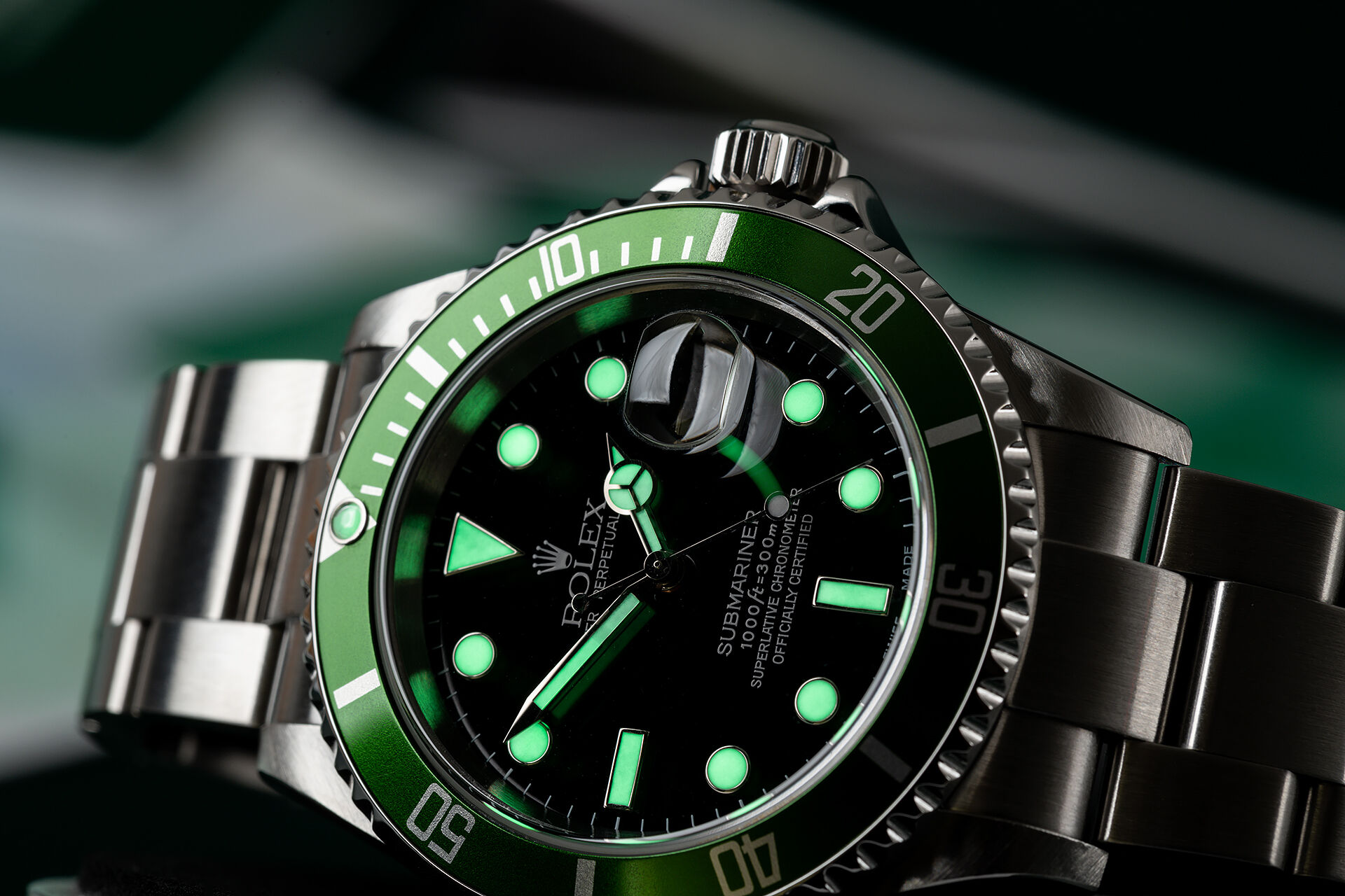 ref 16610LV | F Serial 'Kermit' | Rolex Submariner Date