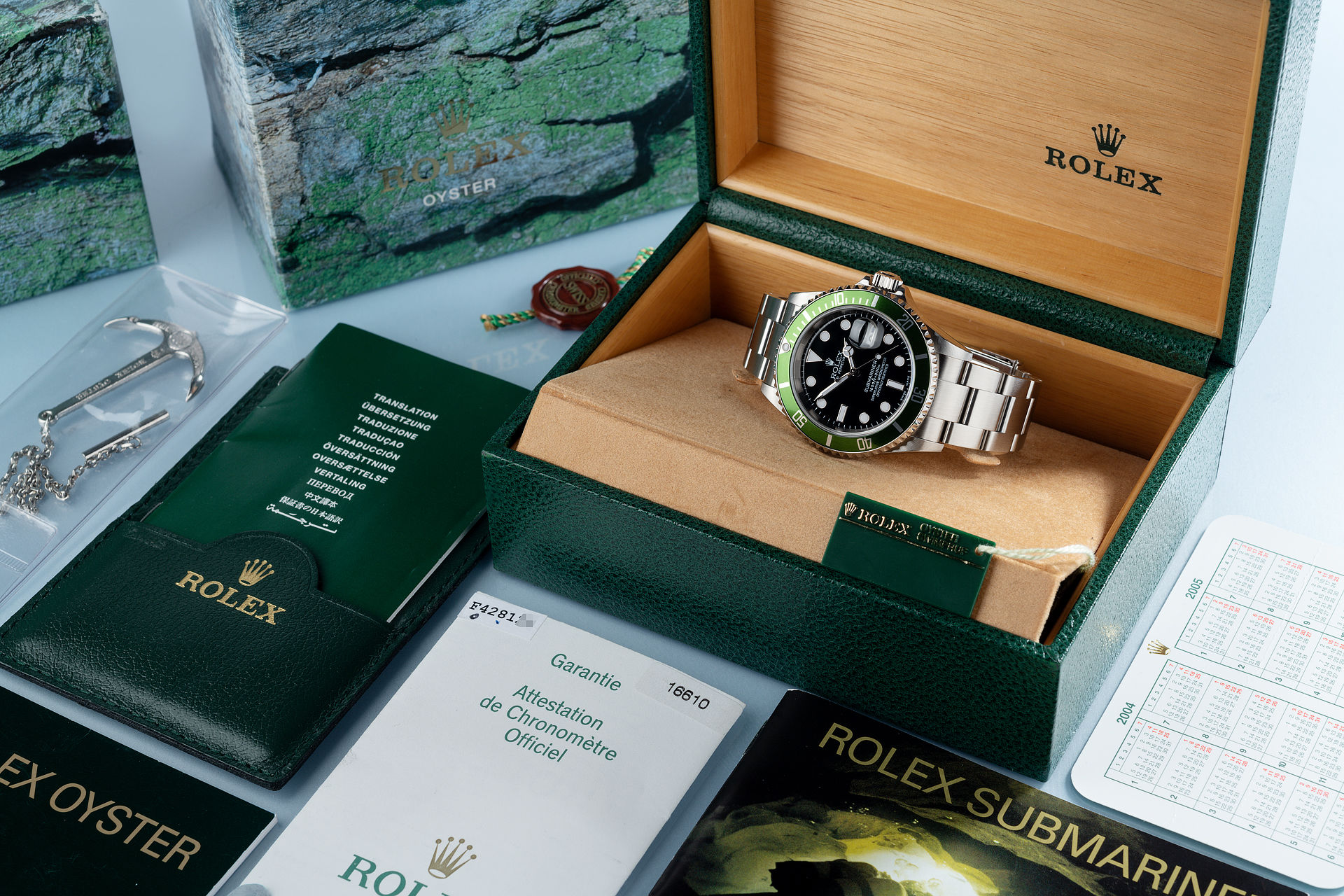 Rolex16610LV Submariner 'Kermit' Flat Four – Newport Watch Club