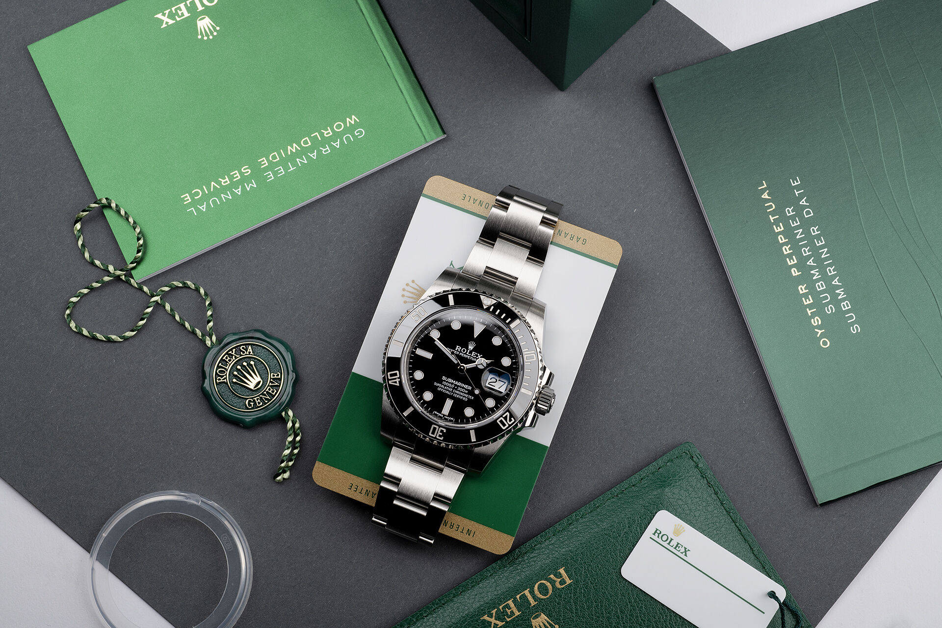 ref 116610LN | Box & Certificate | Rolex Submariner Date