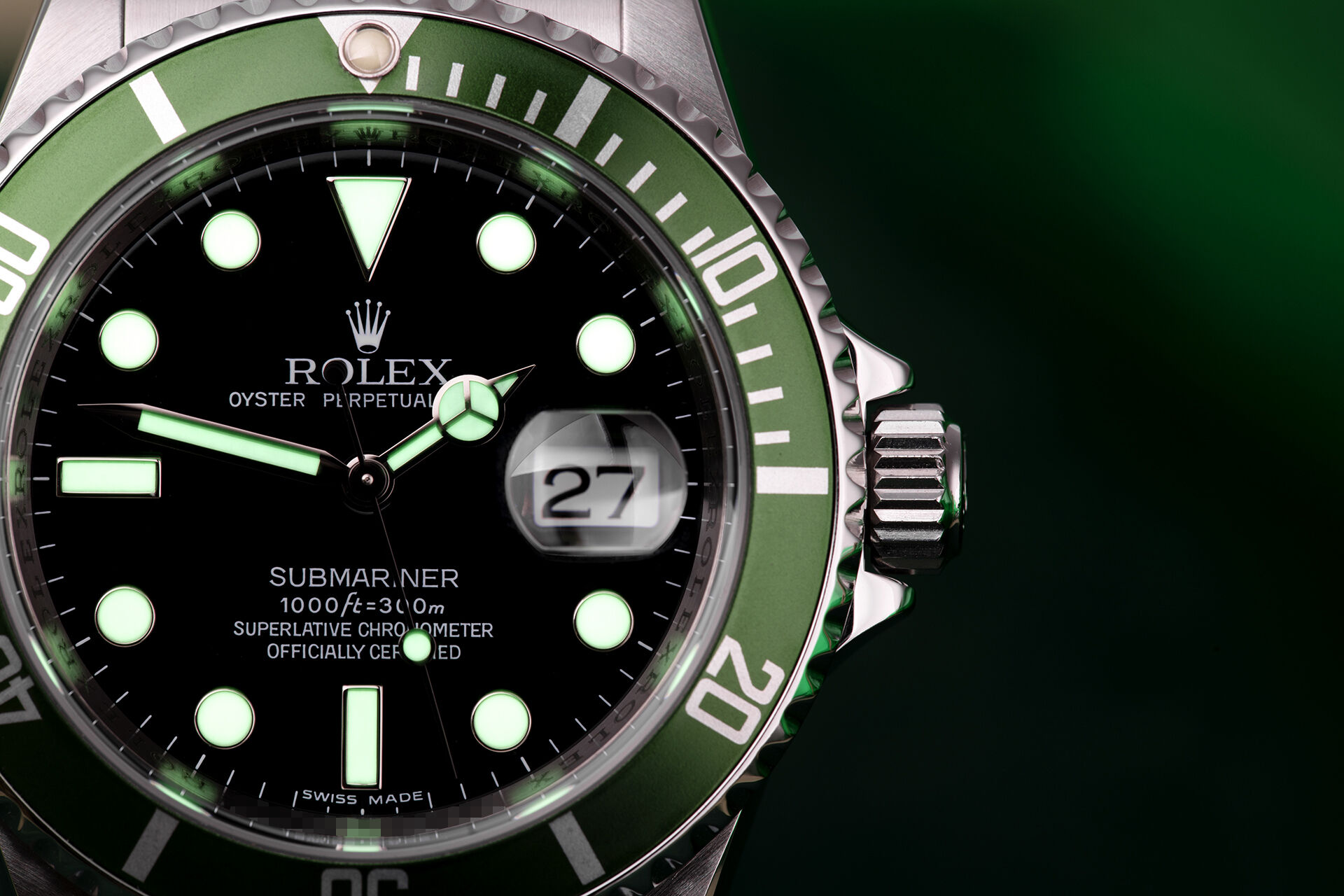 ref 16610LV | Full Set 'RRR' Green Bezel | Rolex Submariner Date