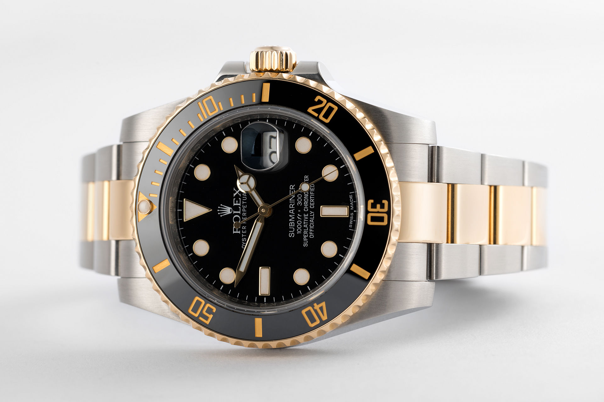 ref 116613LN | Gold & Steel Cerachrom Model | Rolex Submariner Date