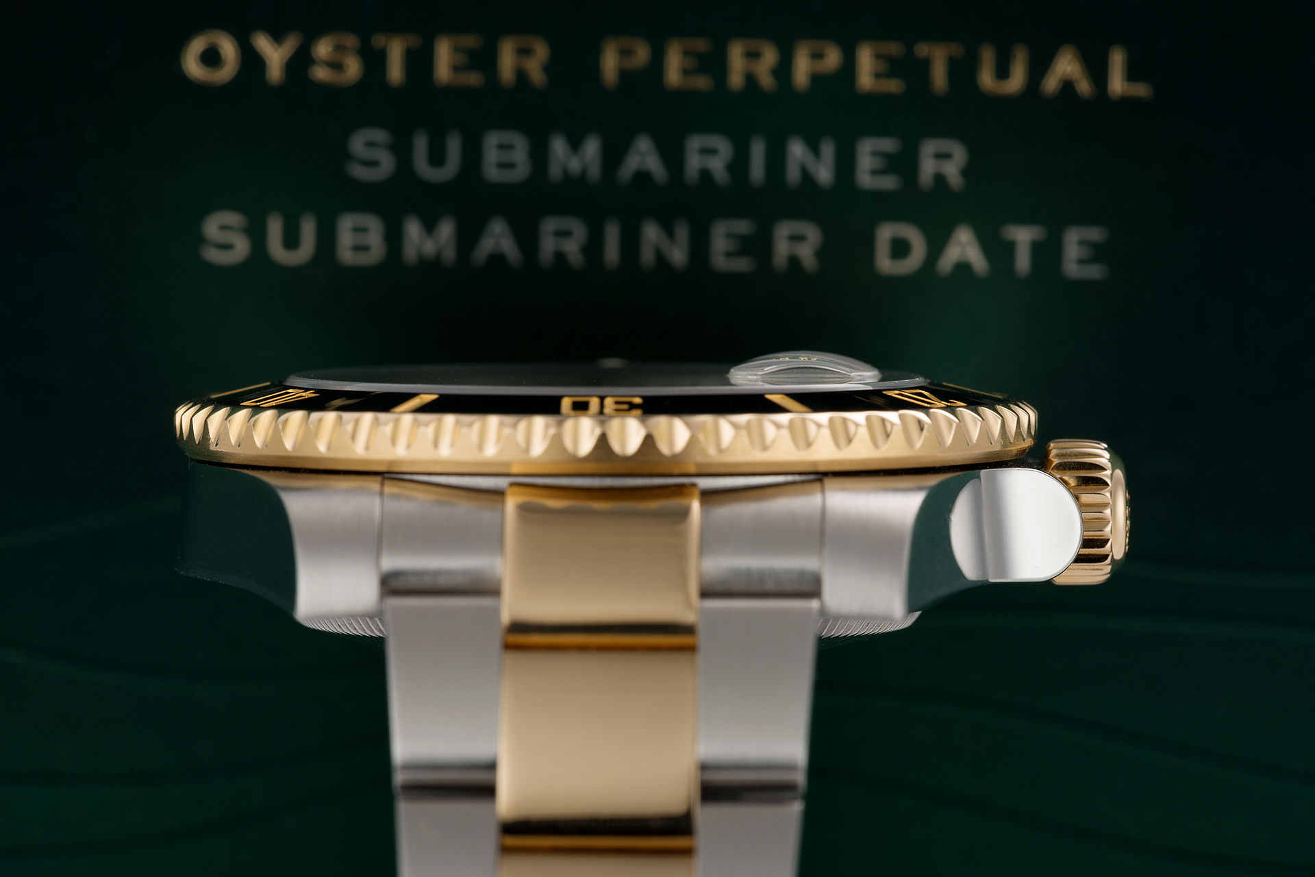 ref 116613LN | Gold & Steel Cerachrom Model | Rolex Submariner Date