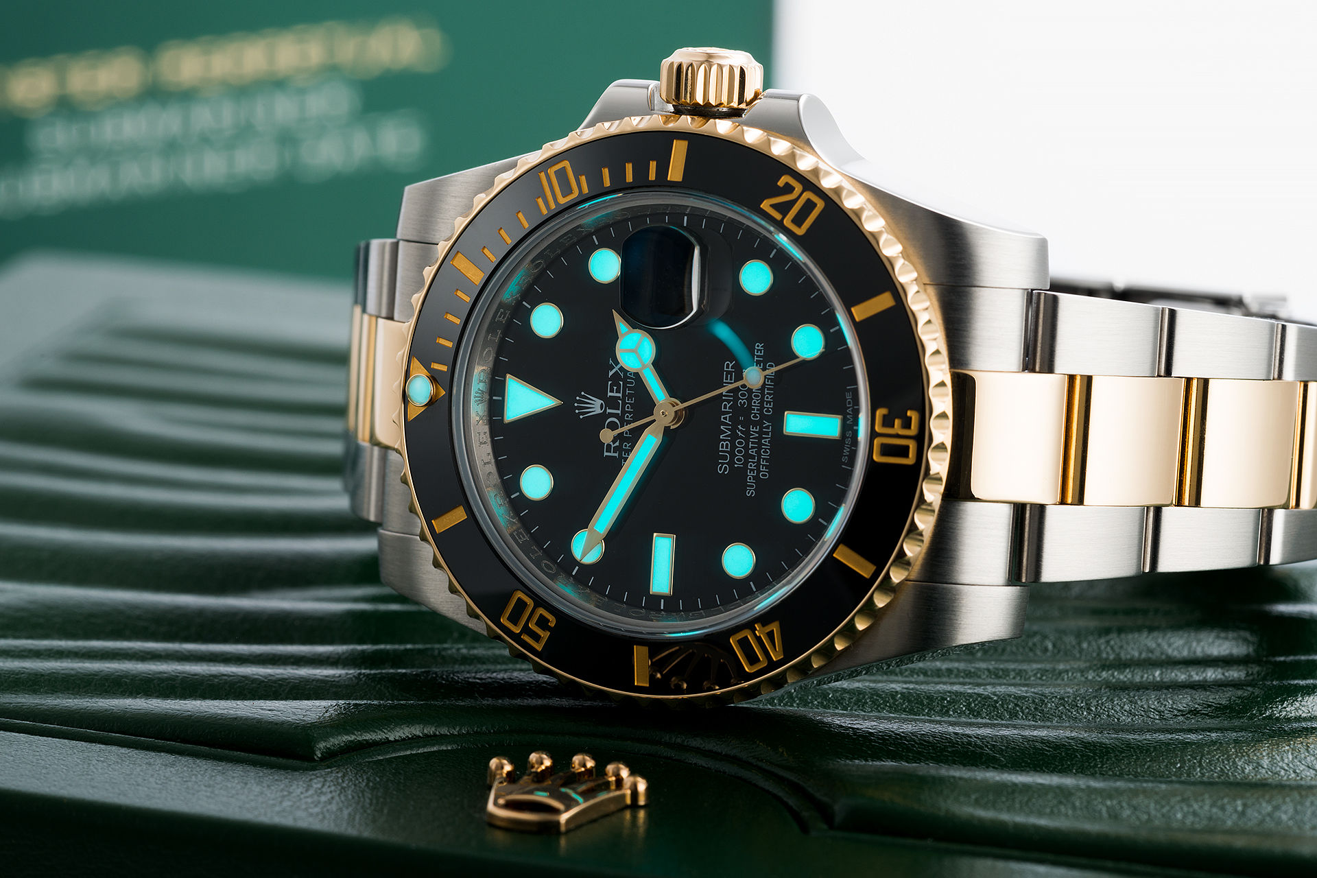 ref 116613LN | Gold & Steel Cerachrom Model | Rolex Submariner Date