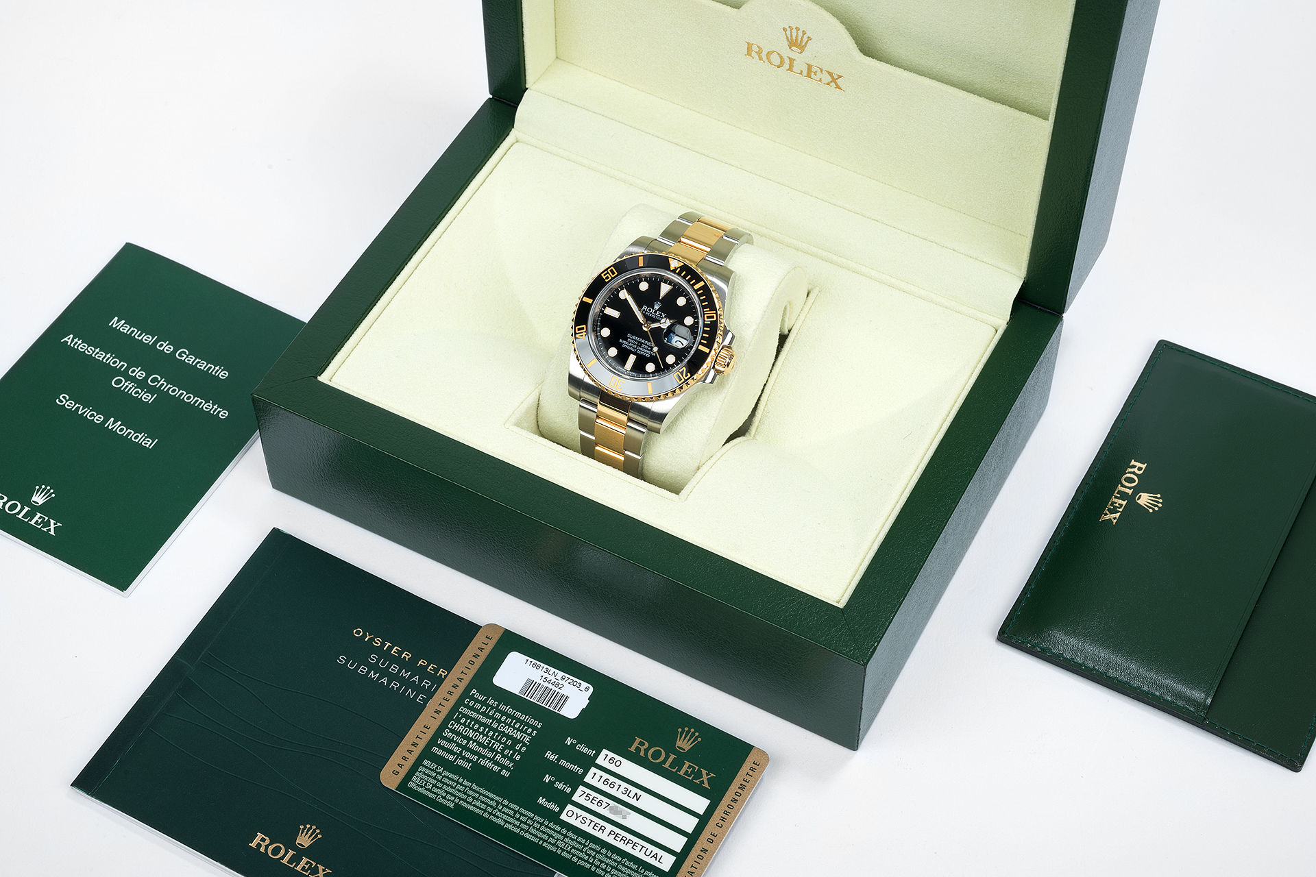 ref 116613LN | Gold & Steel Cerachrom Model | Rolex Submariner Date