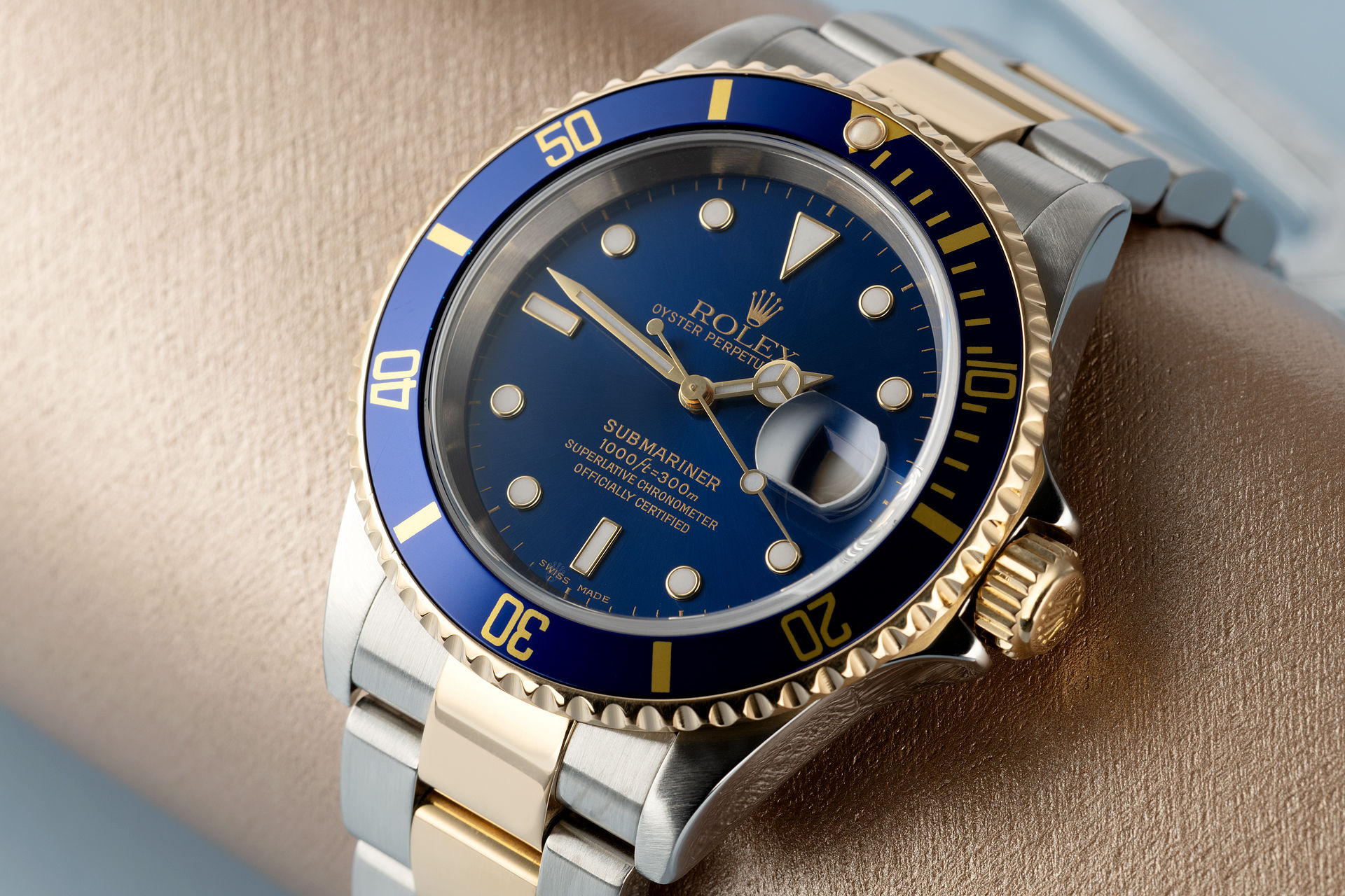 ref 16613 | Gold & Steel Complete Set | Rolex Submariner Date