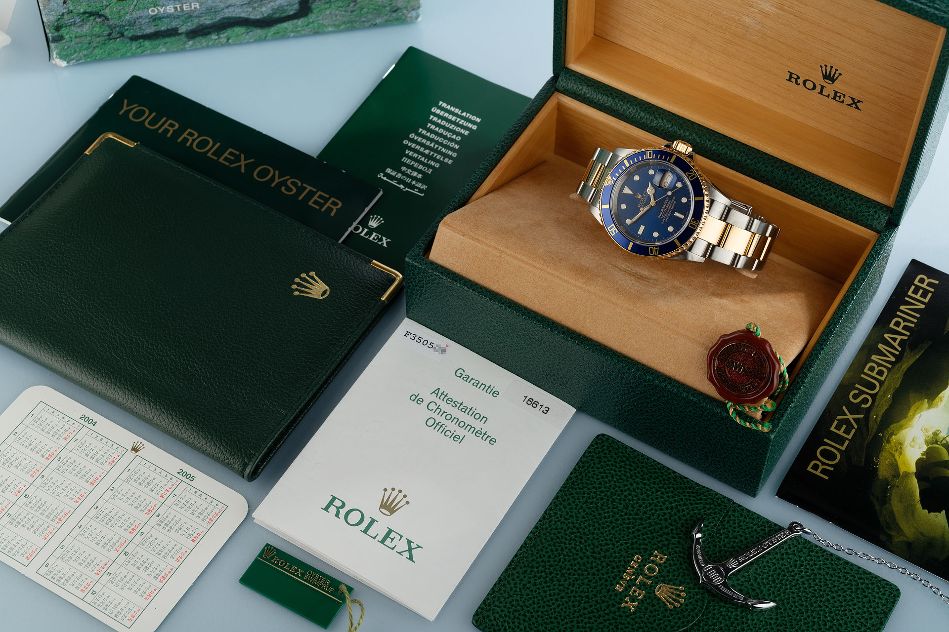 ref 16613 | Gold & Steel Complete Set | Rolex Submariner Date