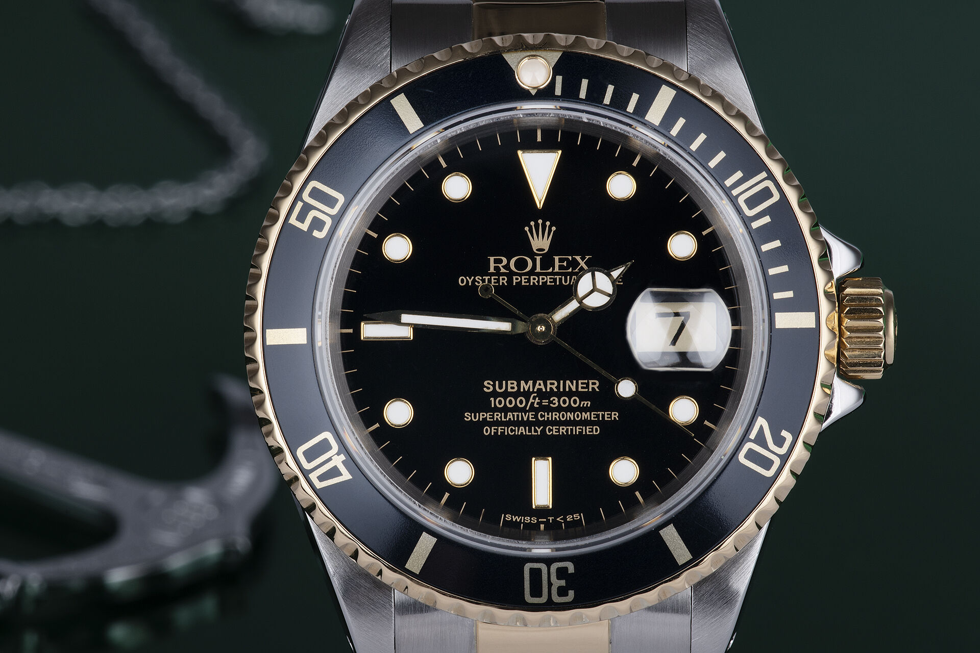 ref 16613 | Gold & Steel | Rolex Submariner Date
