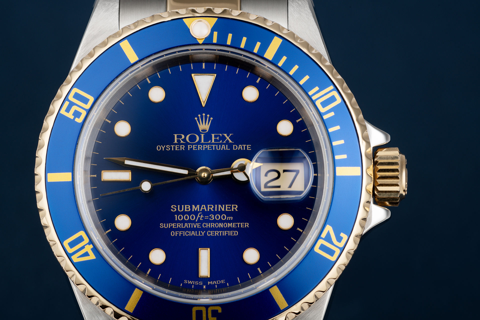 ref 16613 | Gold & Steel 'Rolex Warranty' | Rolex Submariner Date