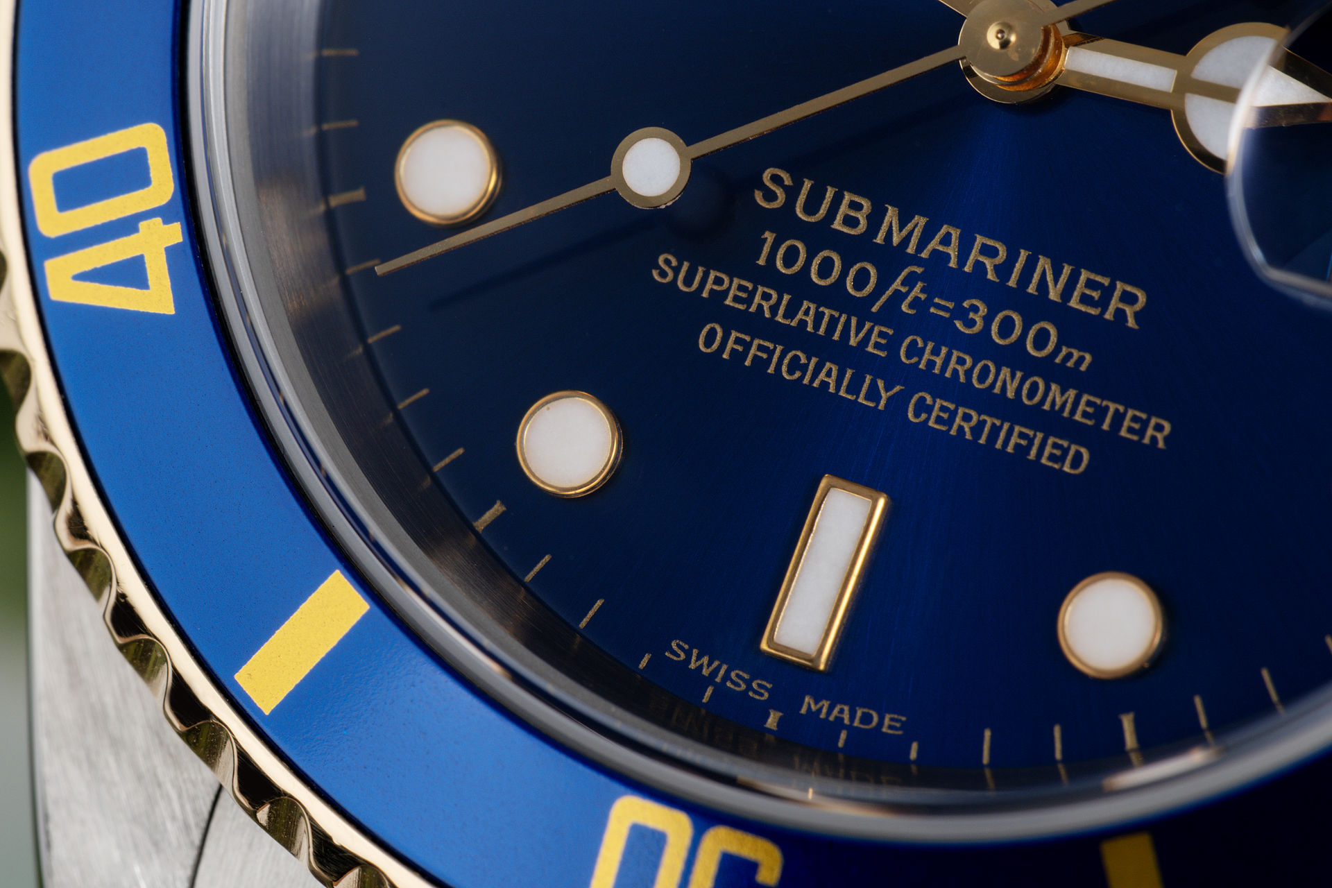 ref 16613 | Gold & Steel 'Rolex Warranty' | Rolex Submariner Date