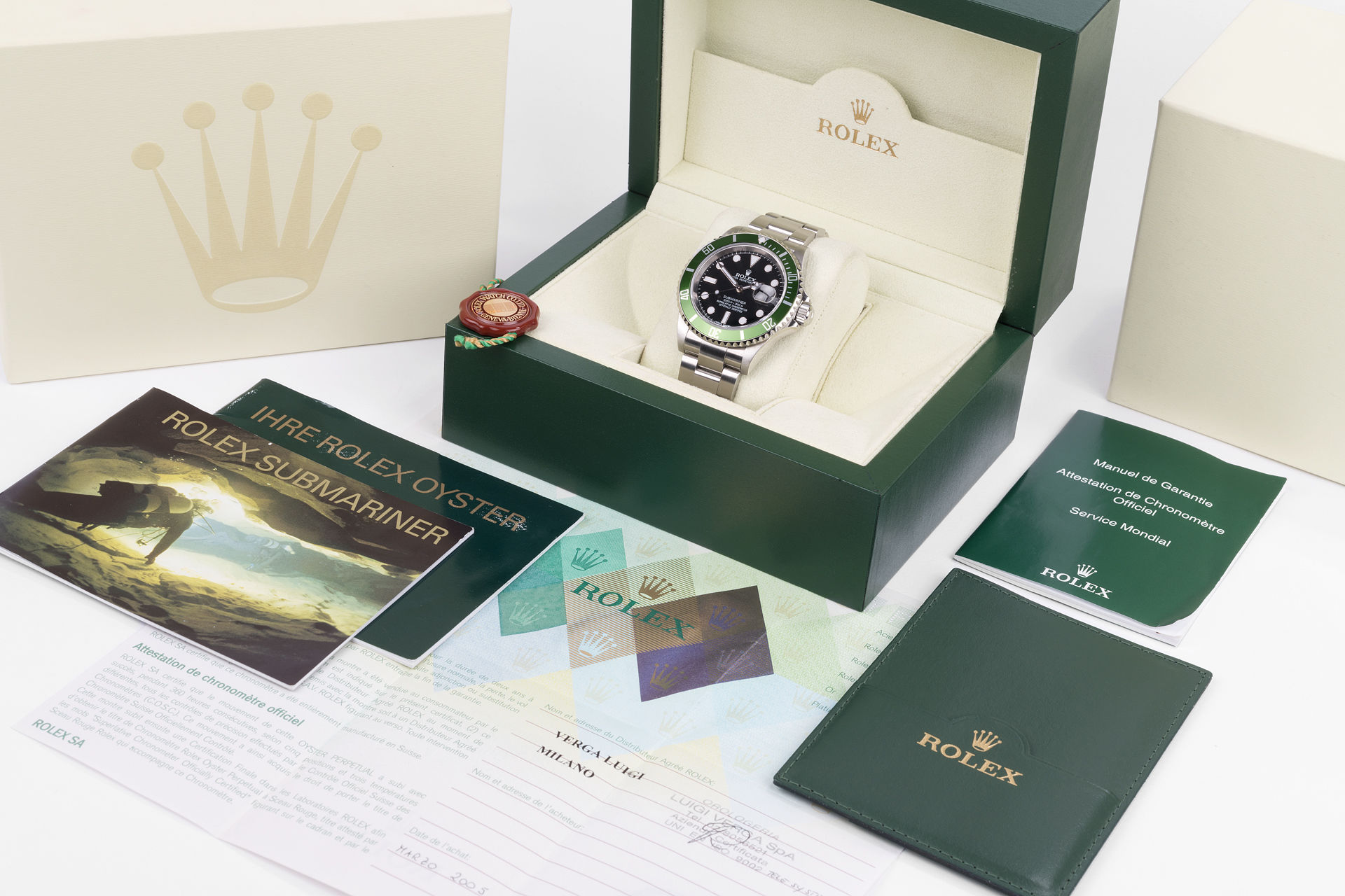 ref 16610LV | Green Bezel 'Anniversary' | Rolex Submariner Date