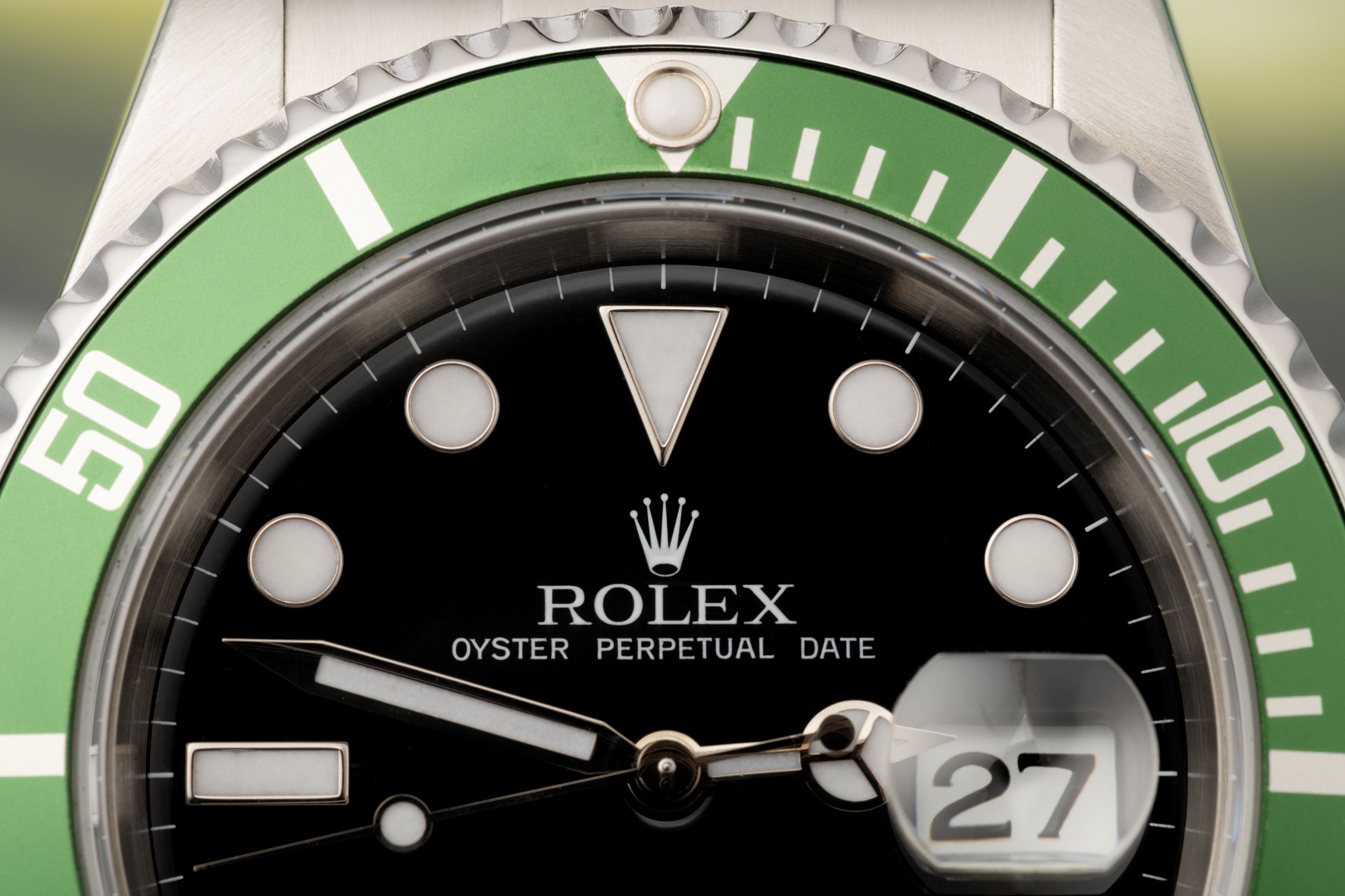 ref 16610LV | Green bezel 'Full Set' | Rolex Submariner Date