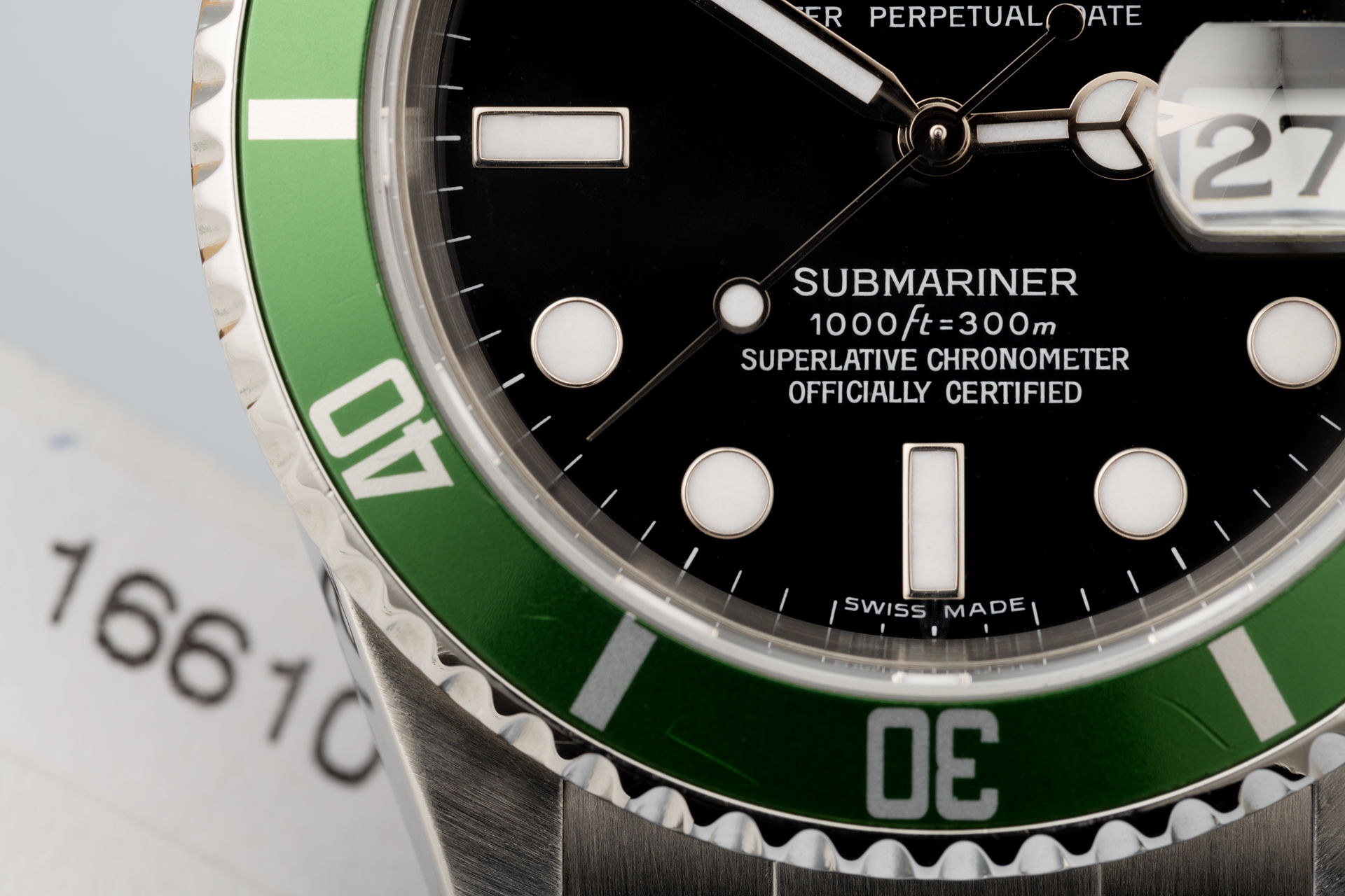 ref 16610LV | Green bezel 'Full Set' | Rolex Submariner Date