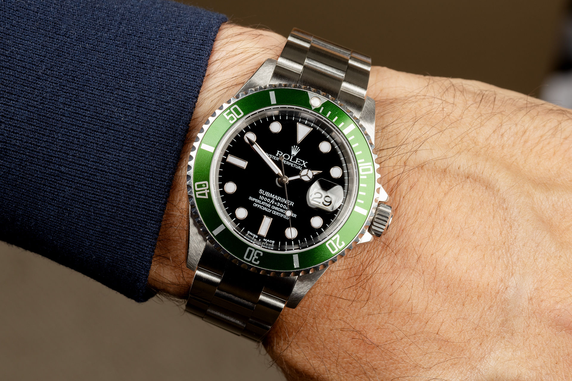 ref 16610LV | Green bezel 'Full Set' | Rolex Submariner Date