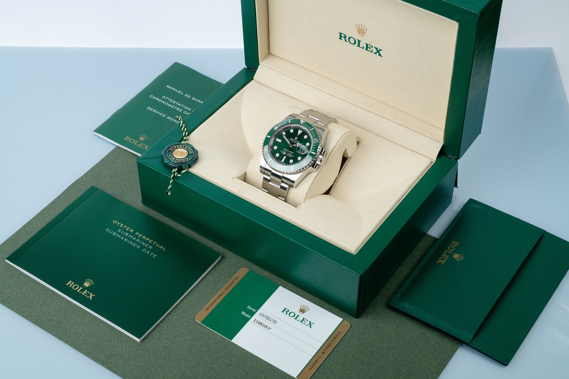 ref 116610LV | Green Cerachrom Bezel | Rolex Submariner Date