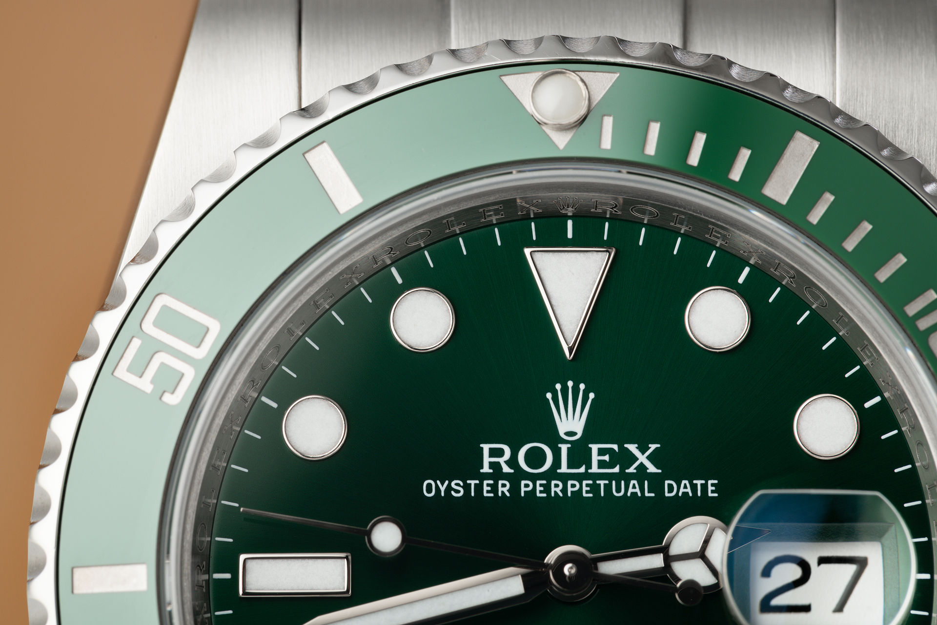 ref 116610LV | 'Hulk' Box & Certificate | Rolex Submariner Date