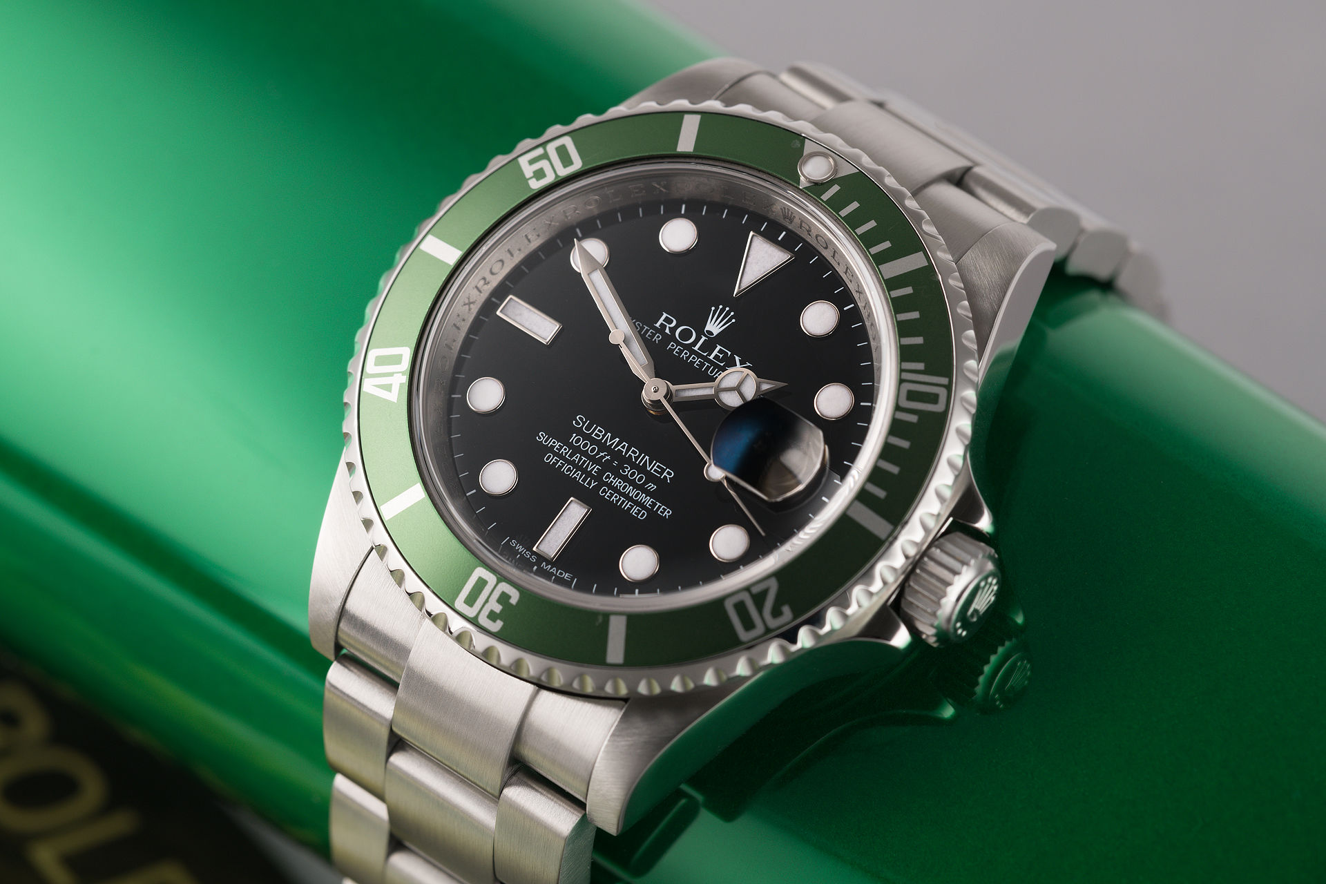 ref 16610LV | 'Kermit' Full Set RRR  | Rolex Submariner Date