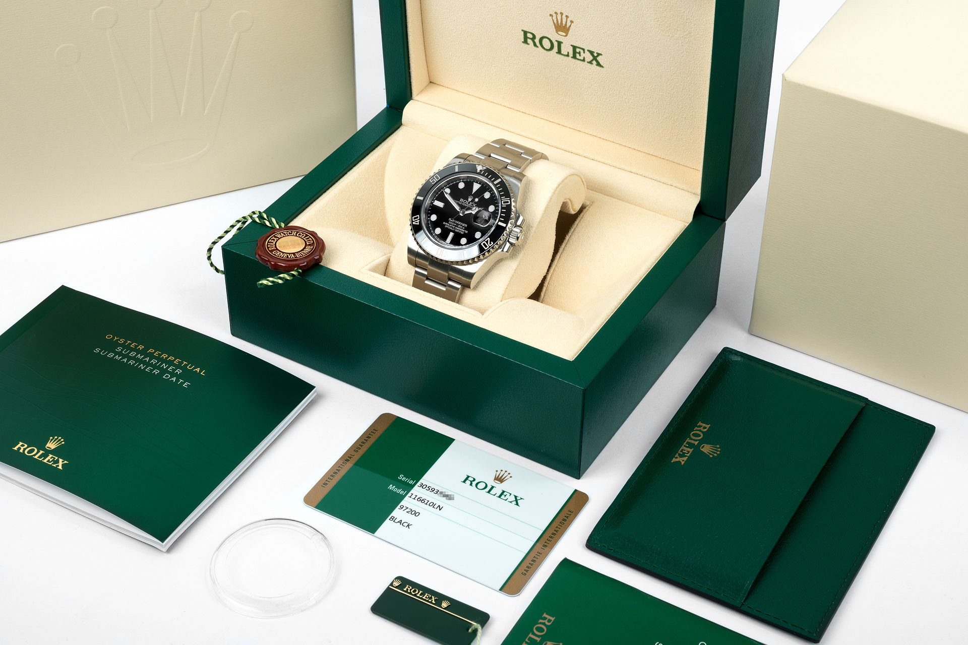 ref 116610LN | Latest Cerachrom Model | Rolex Submariner Date