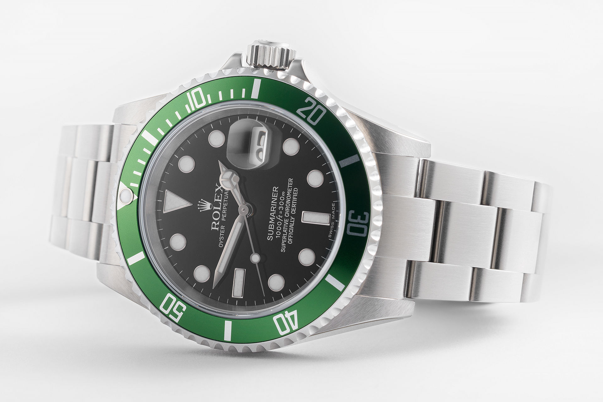 ref 16610LV | 'Mk IV' Green Bezel | Rolex Submariner Date