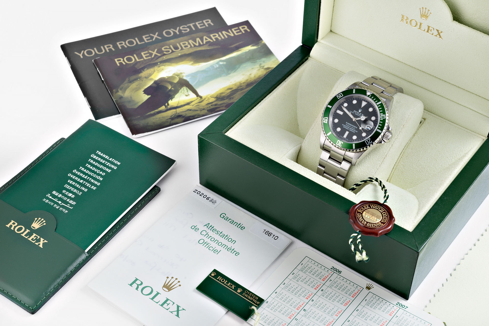 ref 16610LV | 'Mk VI Green Bezel Anniversary' | Rolex Submariner Date