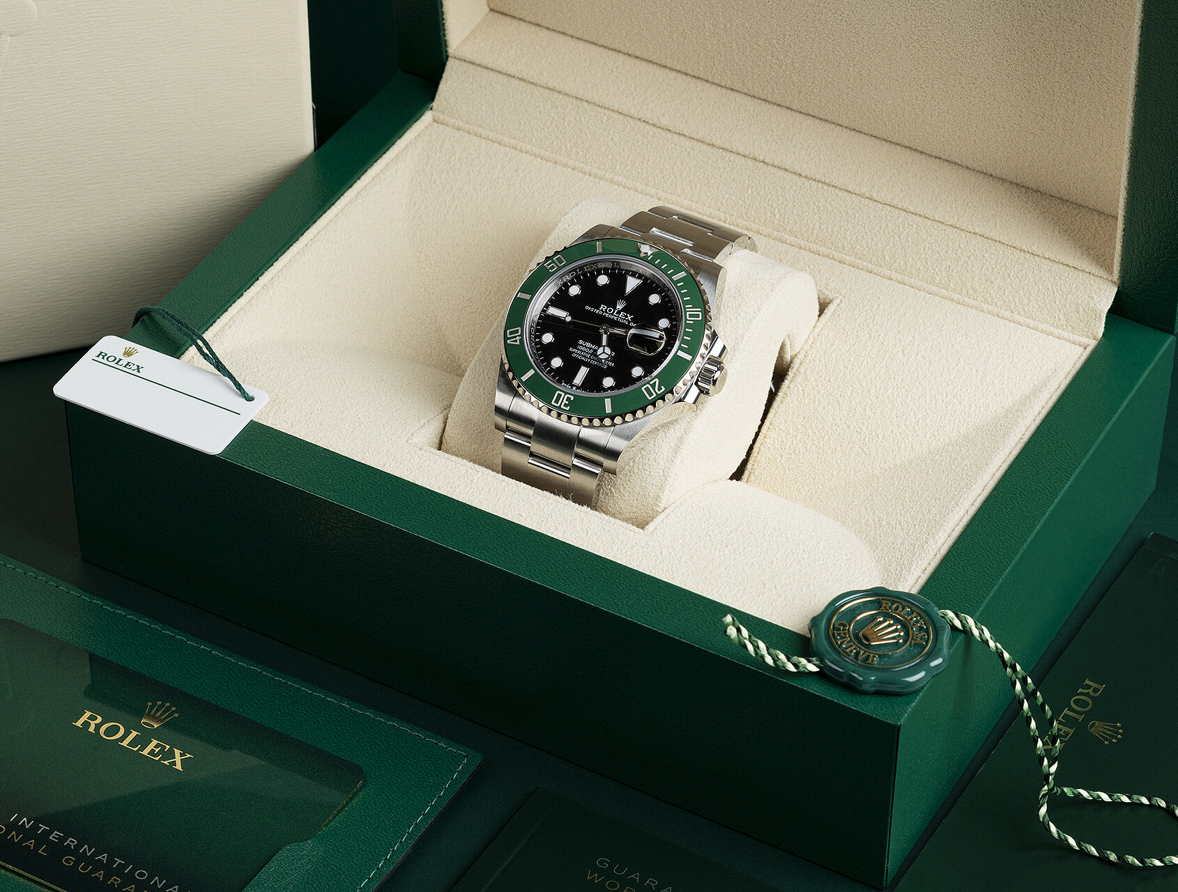 126610LV-0002 Rolex Submariner