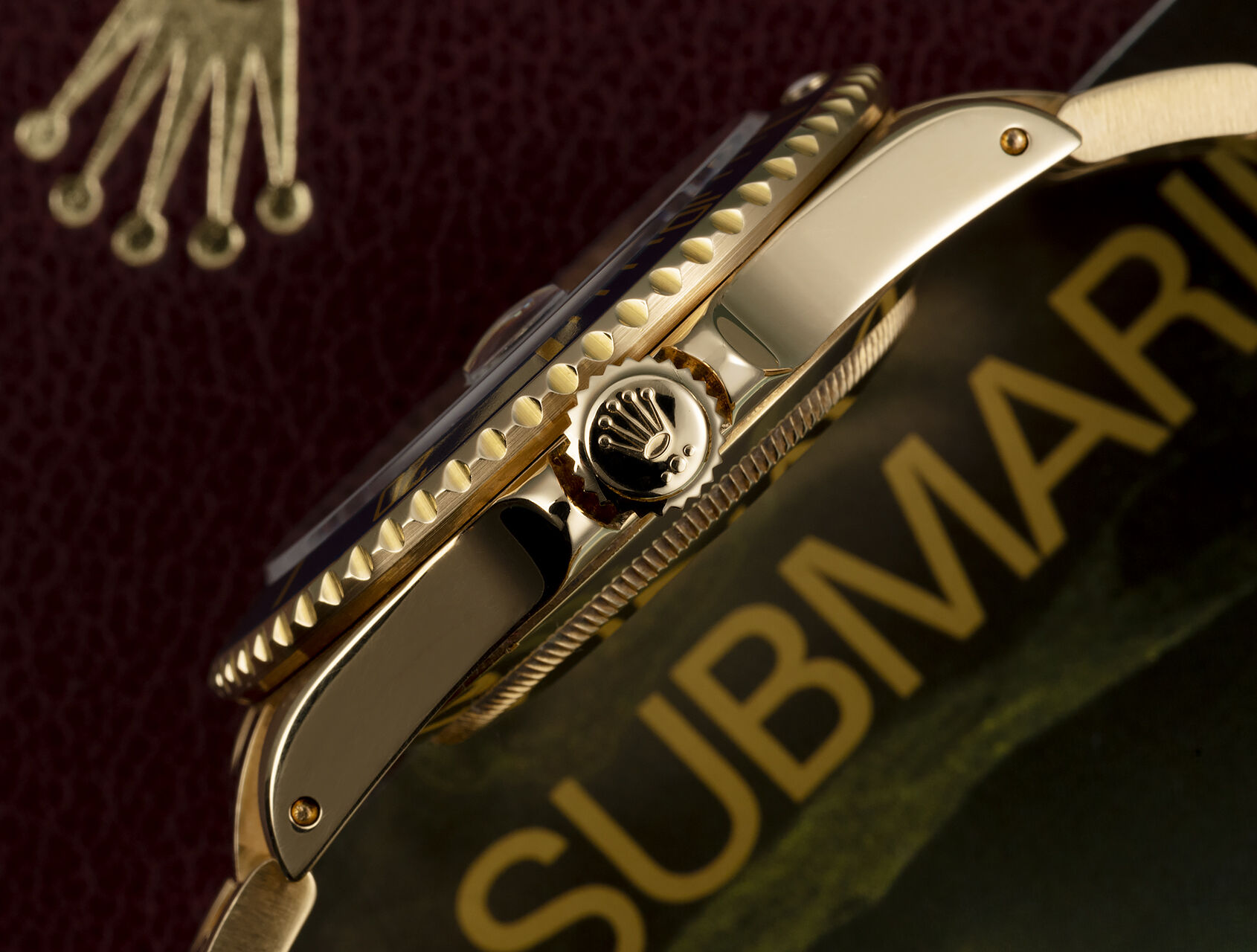 tham khảo 16618 |  Bảo dưỡng bởi Rolex |  Rolex Submariner Ngày