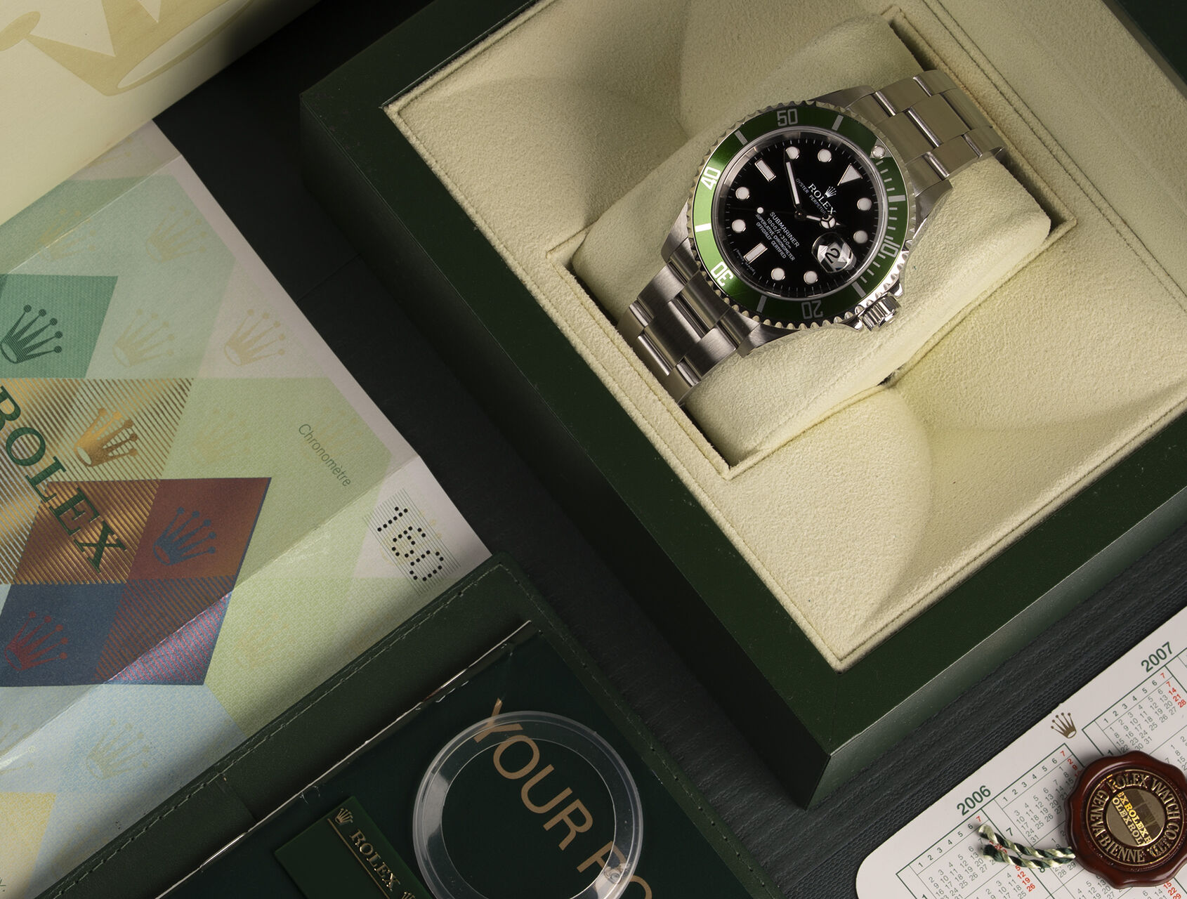 ref 16610LV | 16610LV - Kermit | Rolex Submariner Date