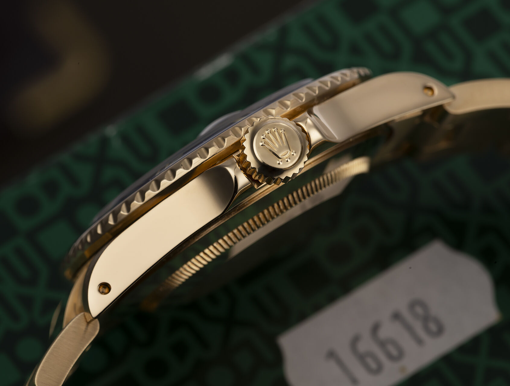 ref 16618 | 16618 - Yellow Gold | Rolex Submariner Date