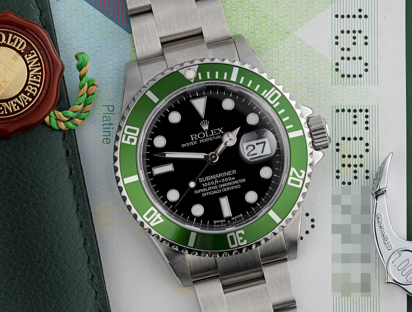 ref 16610LV | UK Retailed | Rolex Submariner Date