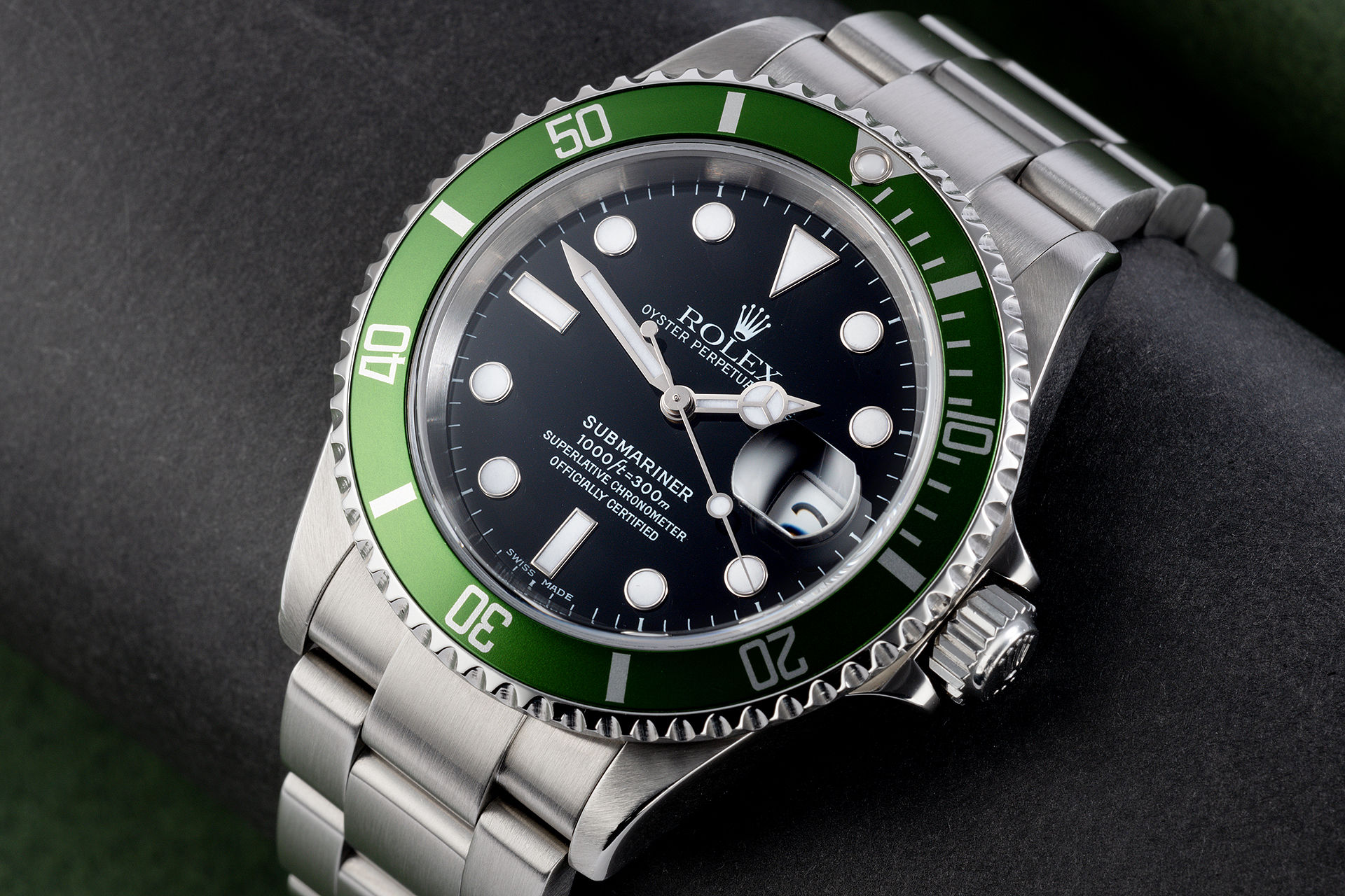 ref 16610LV | Rare 'Y Serial' Fat Four  | Rolex Submariner Date