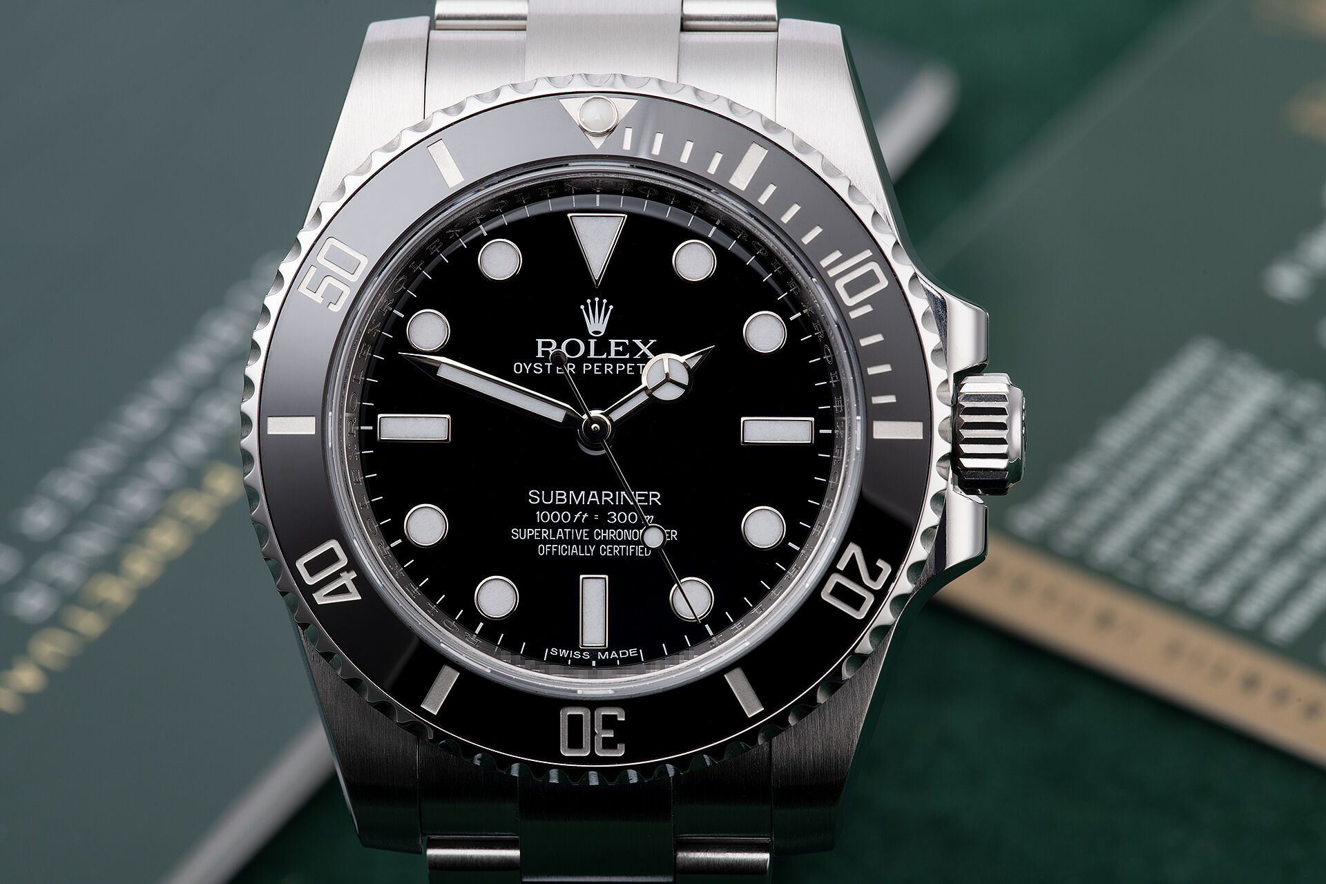 ref 114060 | Ceramic Bezel  | Rolex Submariner 