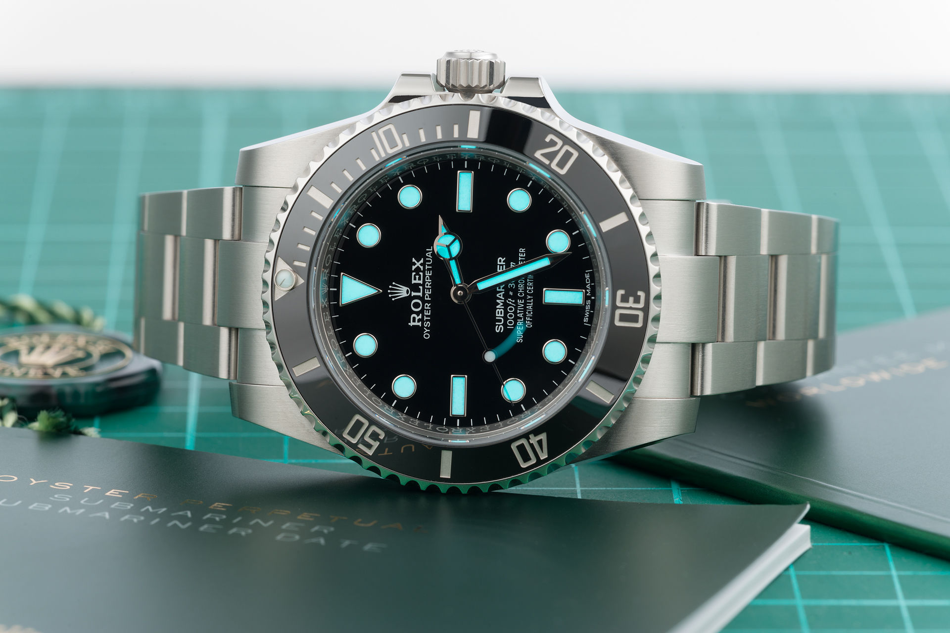 ref 114060 | Full Set '5 Year Warranty' | Rolex Submariner 