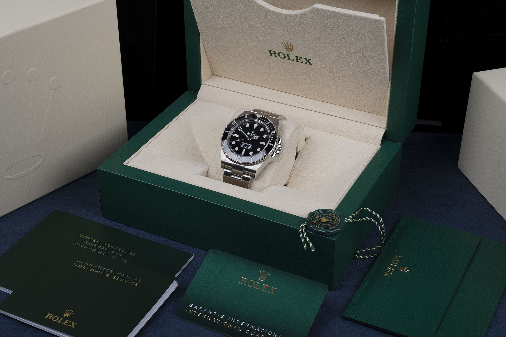 ref 124060 | Rolex Warranty to 2025 | Rolex Submariner 