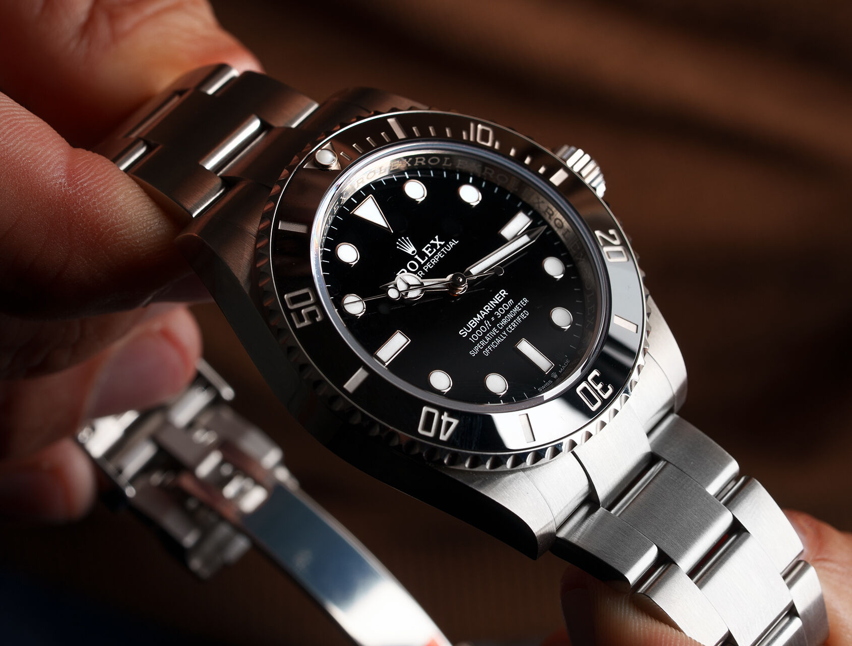 ref 124060 | 124060 - Box & Certificate | Rolex Submariner 