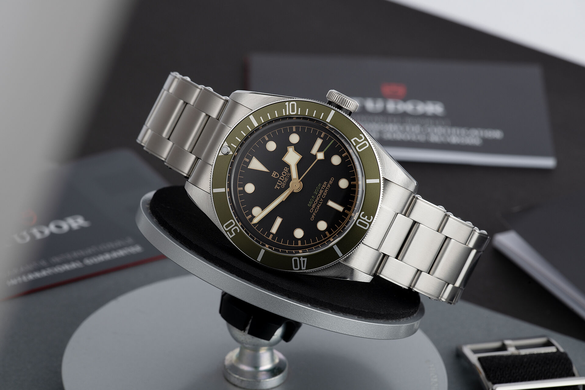 ref 79230G | Box & Certificate | Tudor Black Bay