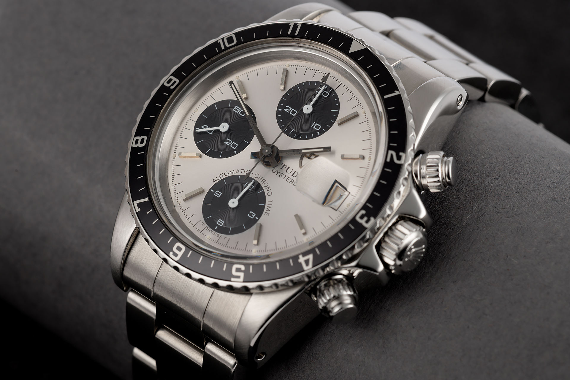 ref 94210 | Vintage Panda 'Big Block'  | Tudor Oyster Chronograph