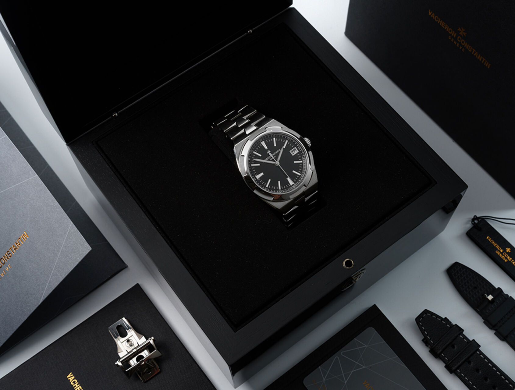 ref 4500V 110A-B483 | 4500V - Under Vacheron Warranty | Vacheron Constantin Overseas