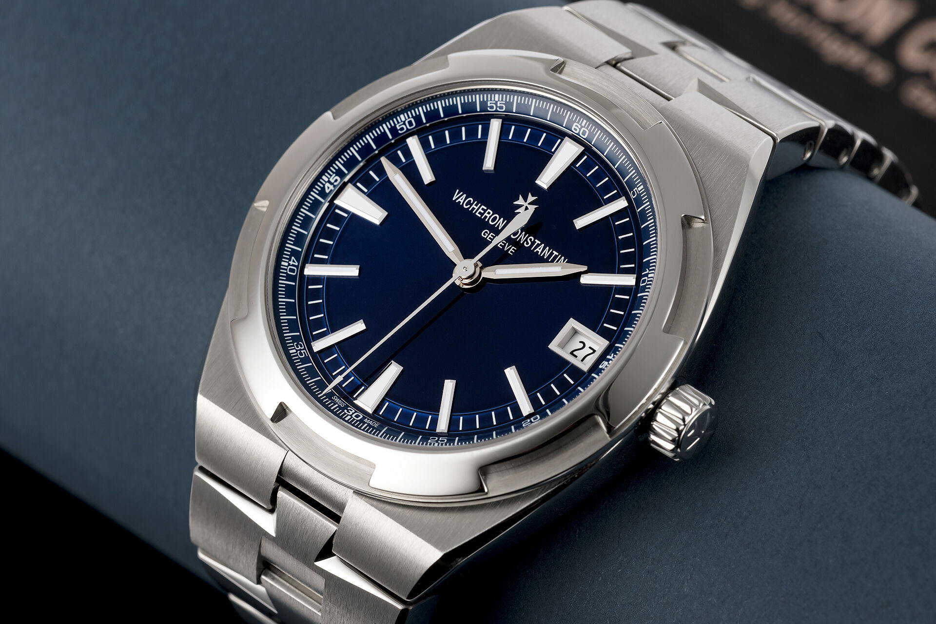 ref 4500V/110A-B128 | Box & Certificate | Vacheron Constantin Overseas